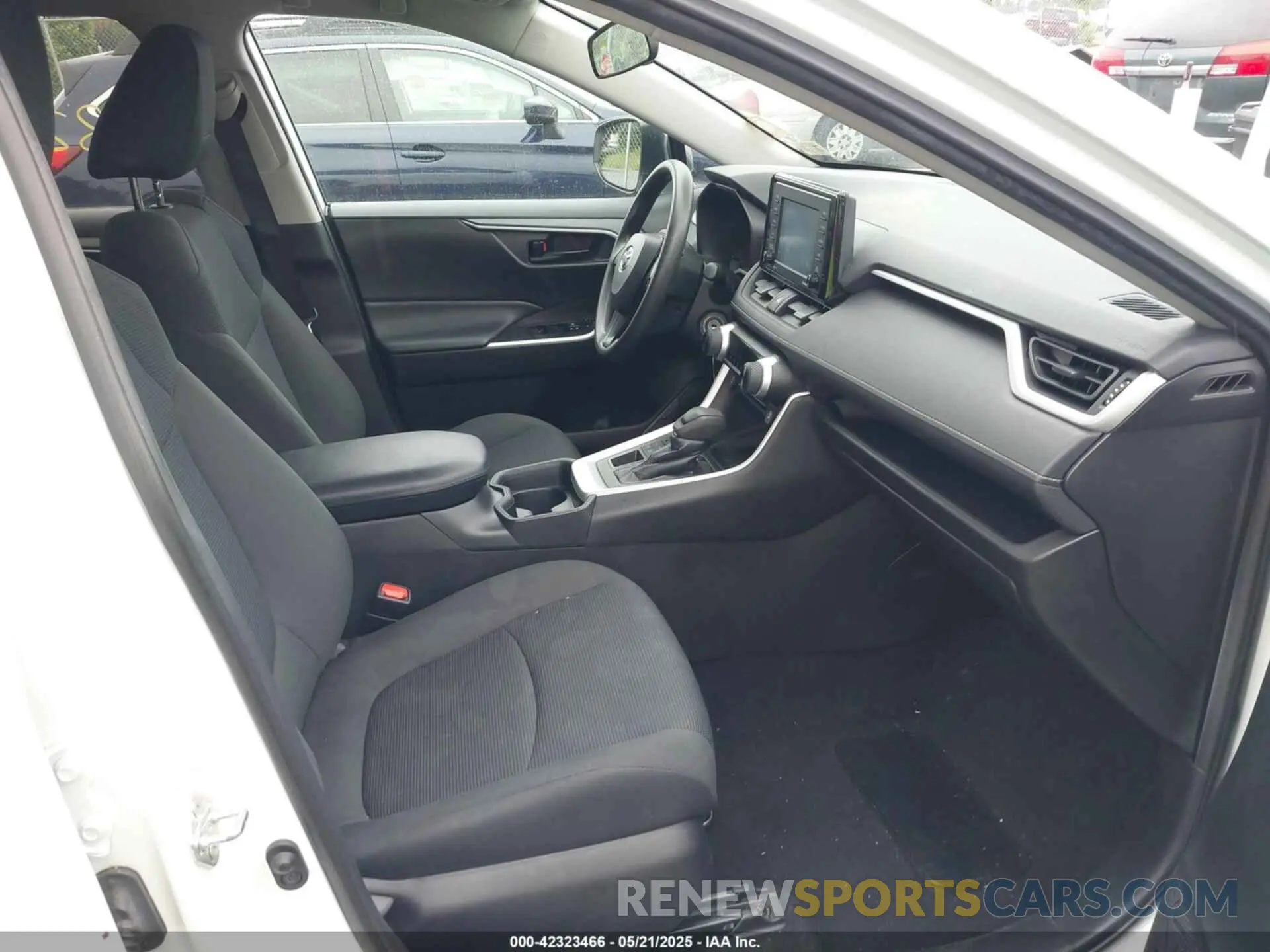 5 fotografías del automóvil dañado 2T3F1RFV6LC100815 TOYOTA RAV4 2020