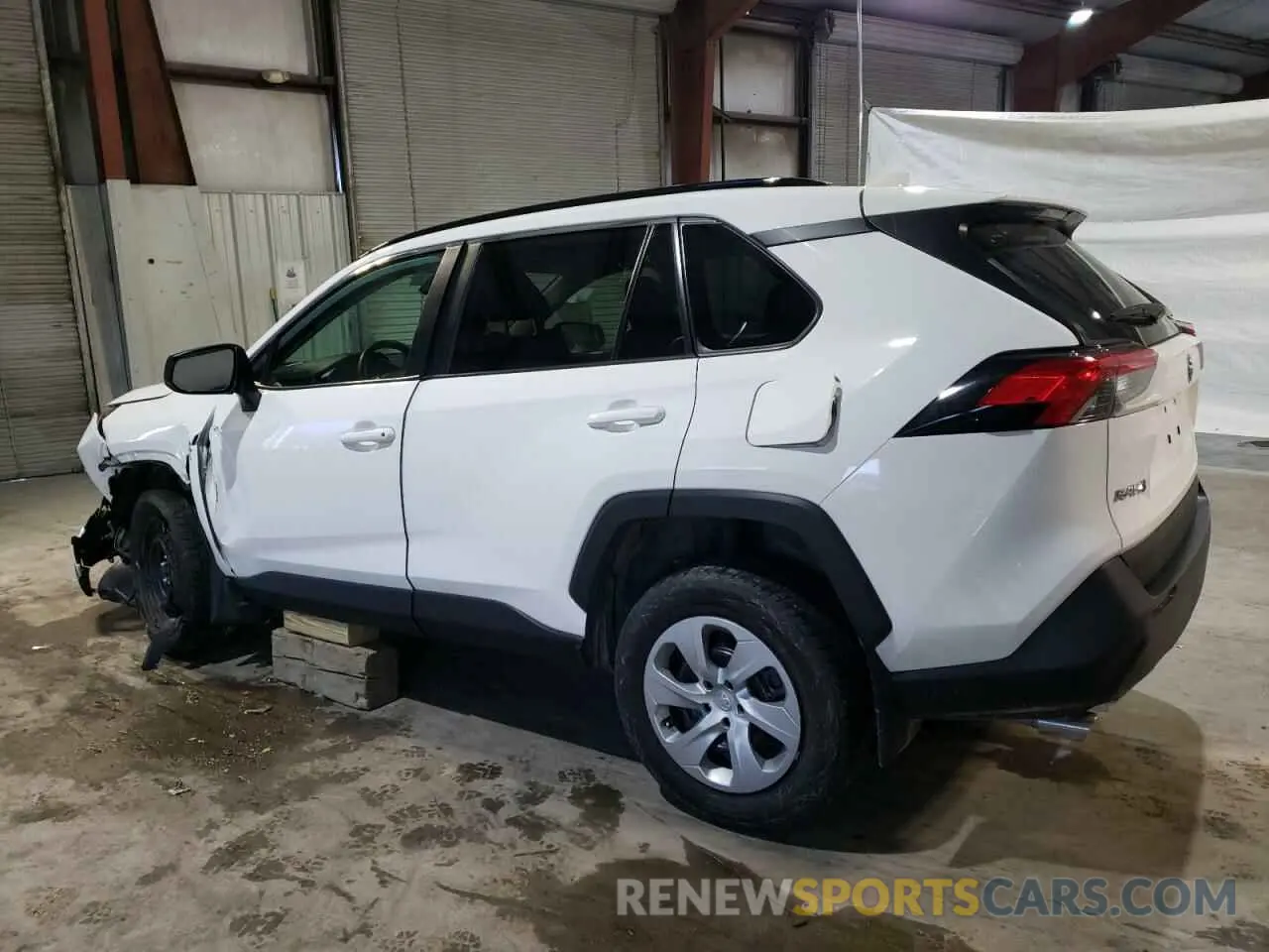 2 fotografías del automóvil dañado 2T3F1RFV8LW110082 TOYOTA RAV4 2020