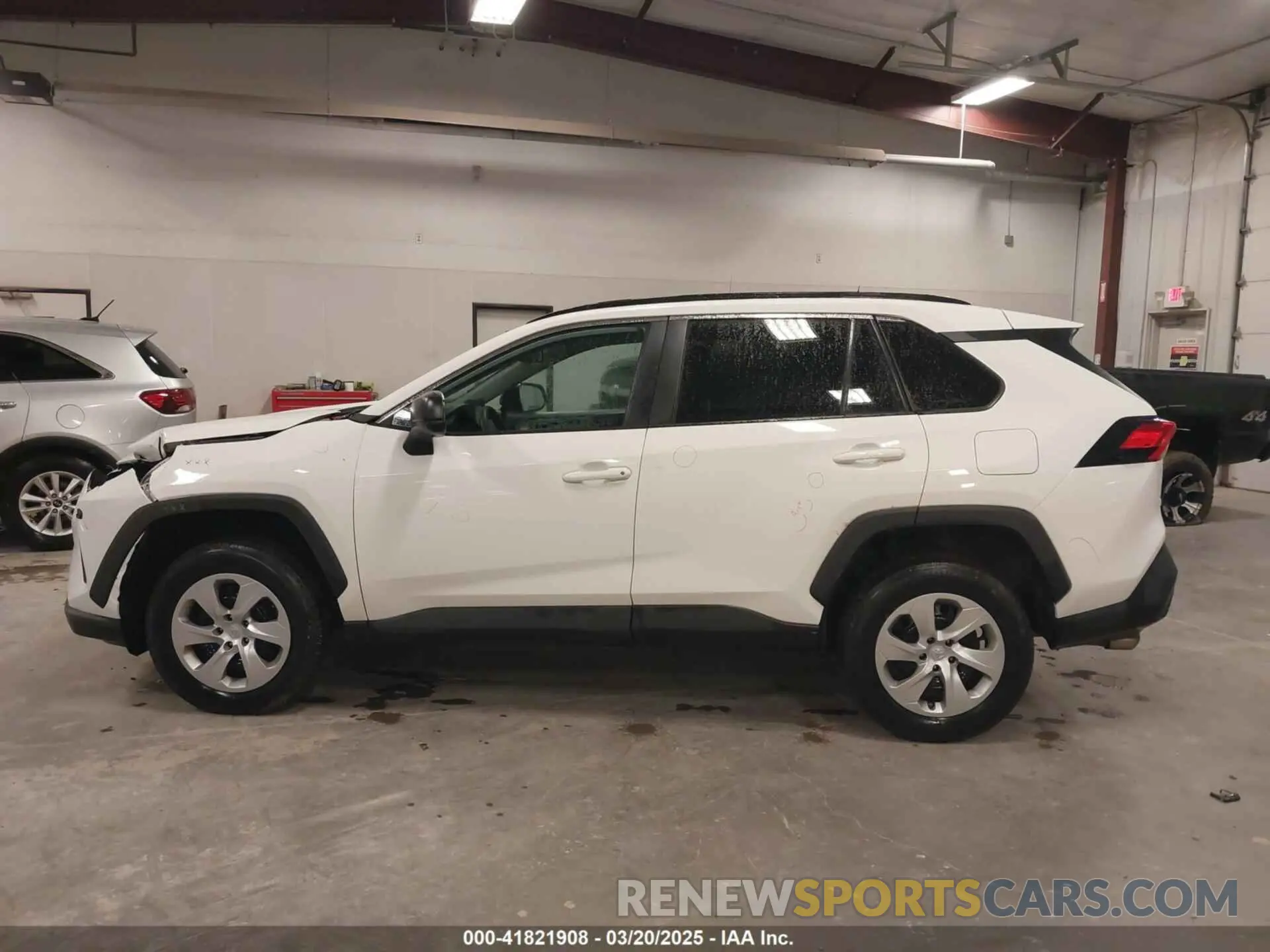 15 fotografías del automóvil dañado 2T3F1RFV9LC079233 TOYOTA RAV4 2020