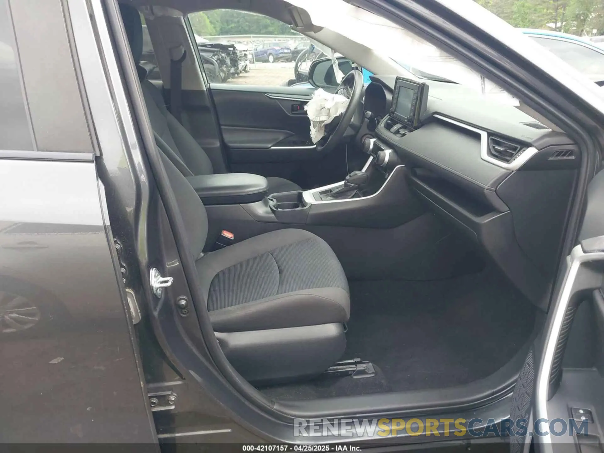 5 fotografías del automóvil dañado 2T3F1RFV9LC099479 TOYOTA RAV4 2020