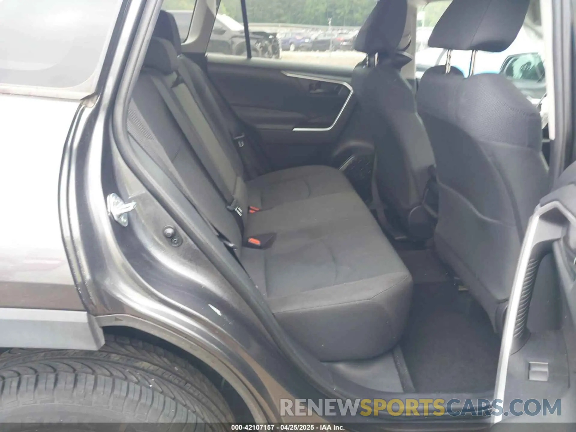 8 fotografías del automóvil dañado 2T3F1RFV9LC099479 TOYOTA RAV4 2020