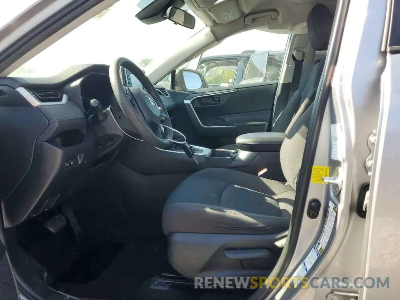 7 fotografías del automóvil dañado 2T3F1RFV9LC101215 TOYOTA RAV4 2020