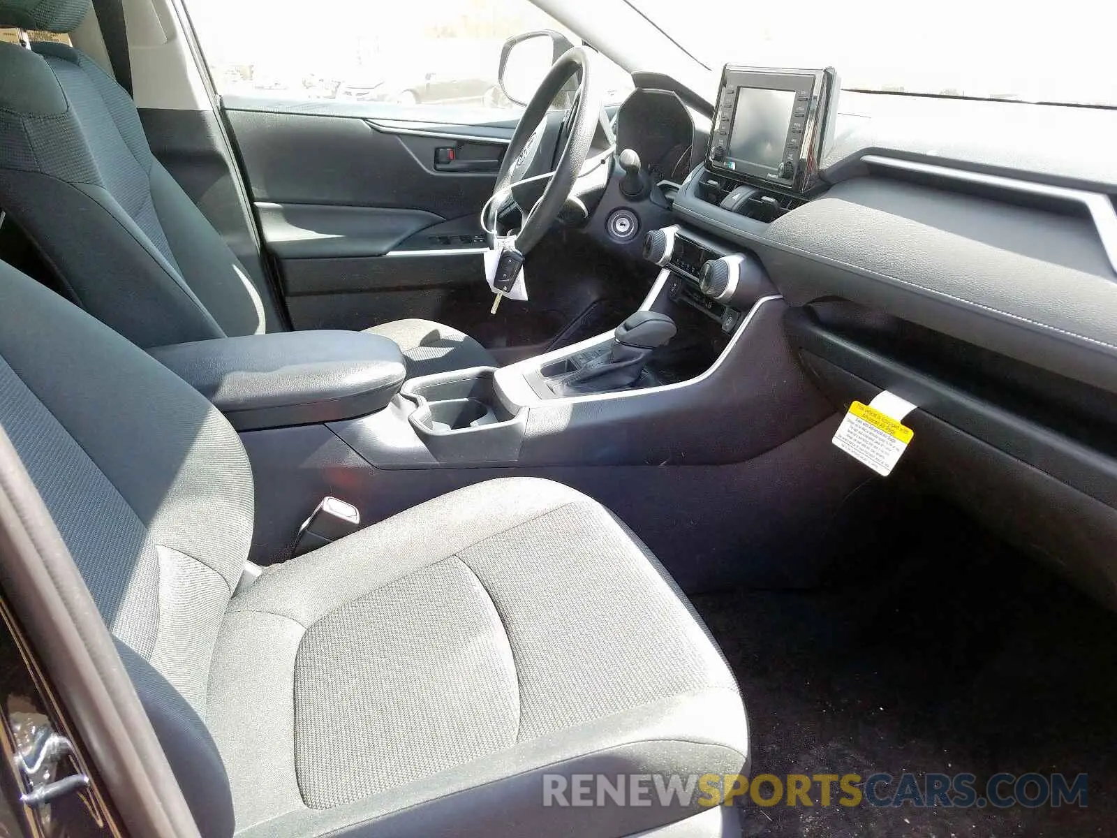 5 fotografías del automóvil dañado 2T3F1RFVXLW096413 TOYOTA RAV4 2020