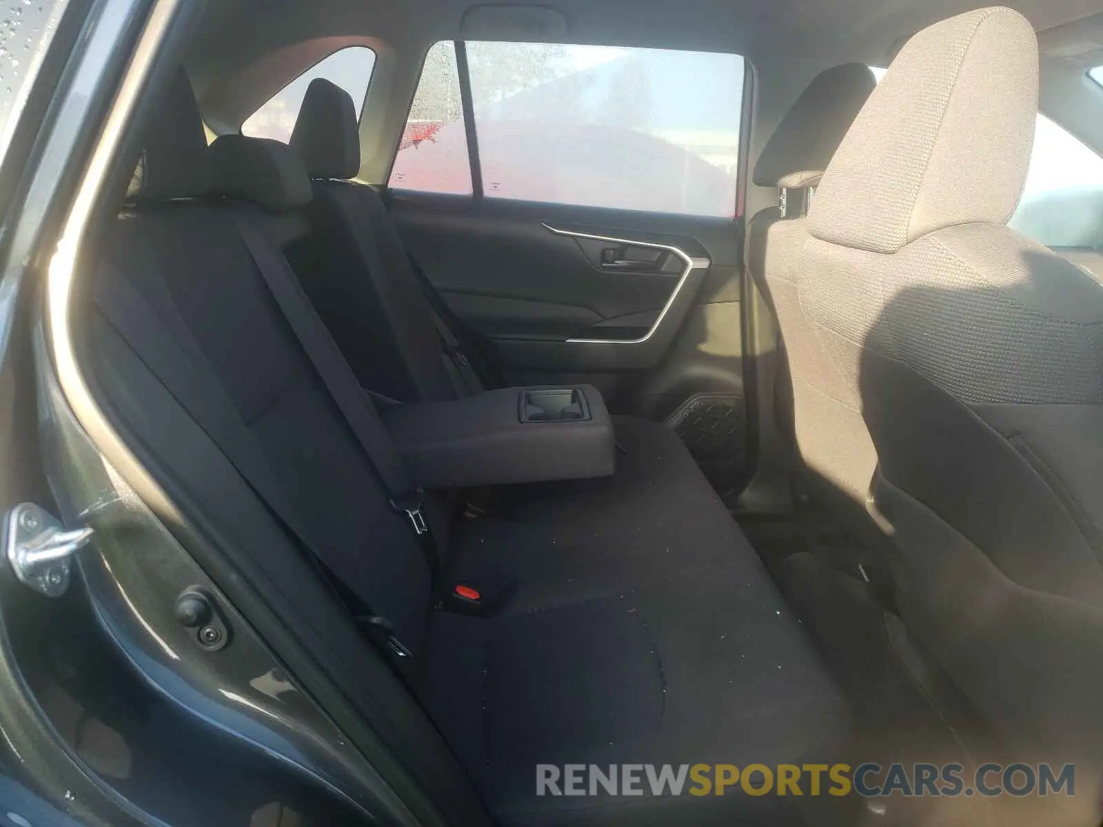 6 fotografías del automóvil dañado 2T3H1RFV0LC080277 TOYOTA RAV4 2020