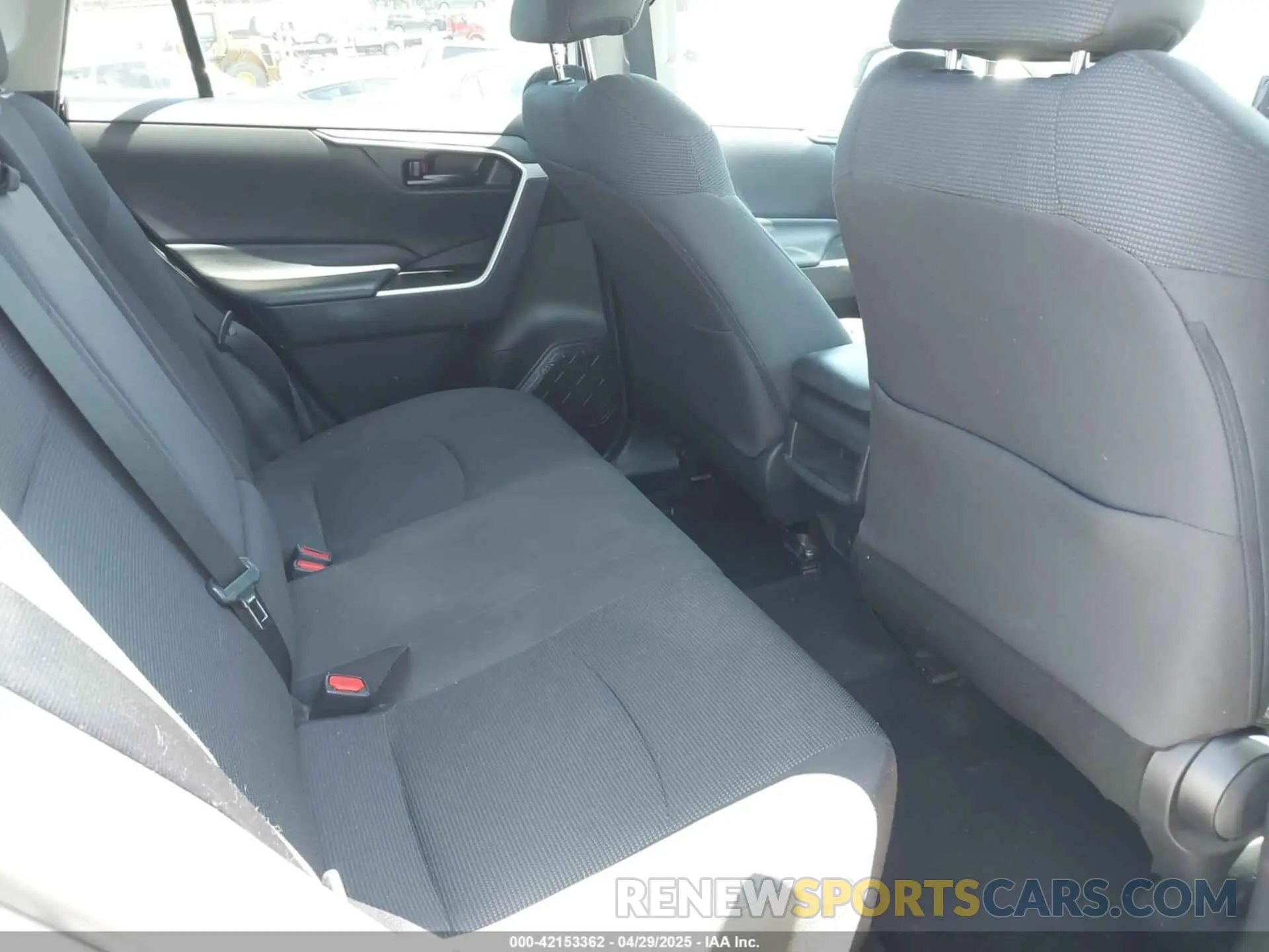8 fotografías del automóvil dañado 2T3H1RFV0LC081042 TOYOTA RAV4 2020
