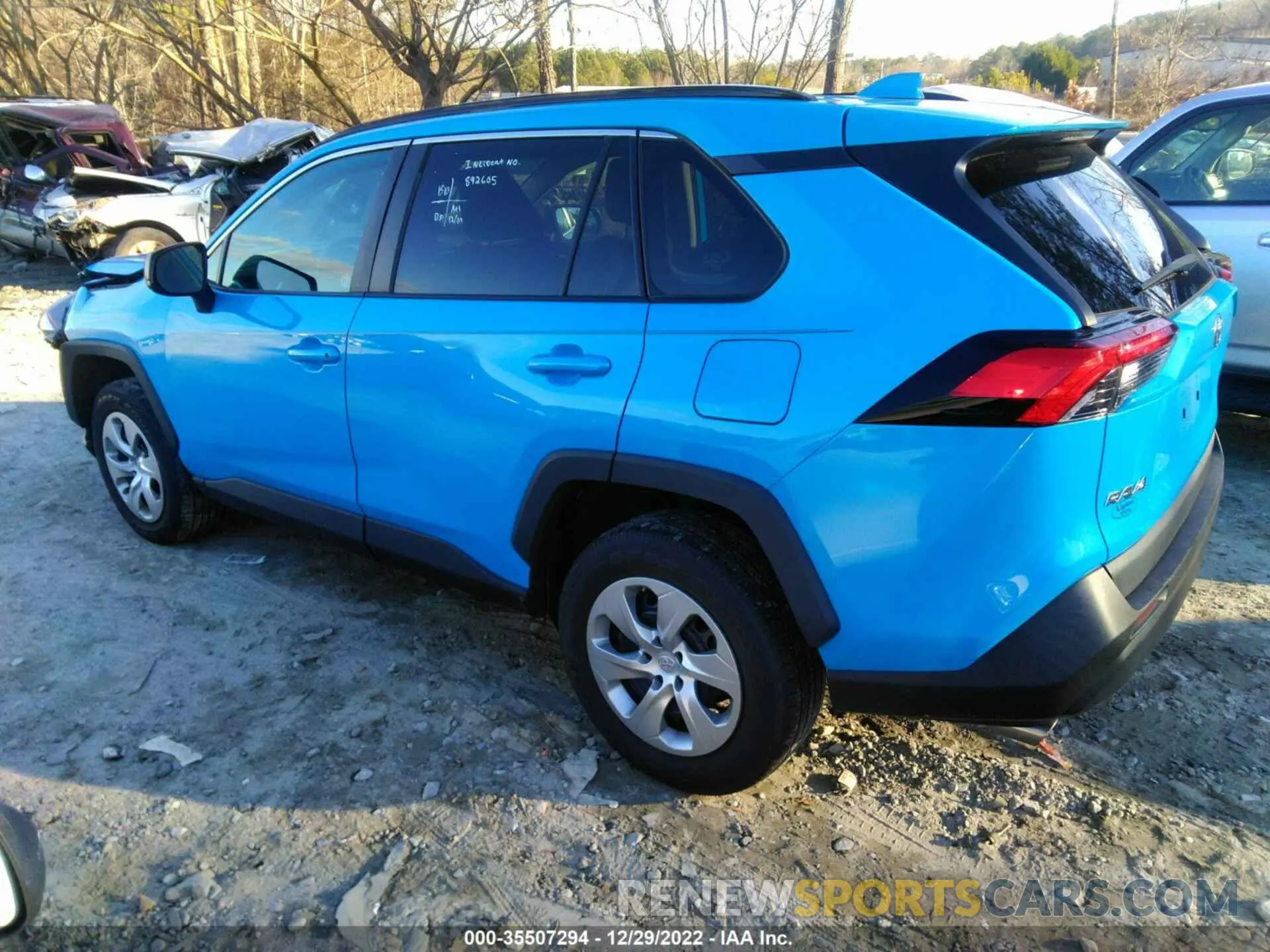 3 fotografías del automóvil dañado 2T3H1RFV0LW068547 TOYOTA RAV4 2020
