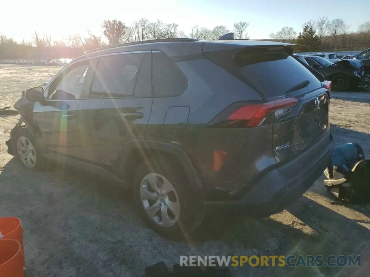 2 fotografías del automóvil dañado 2T3H1RFV1LC033484 TOYOTA RAV4 2020