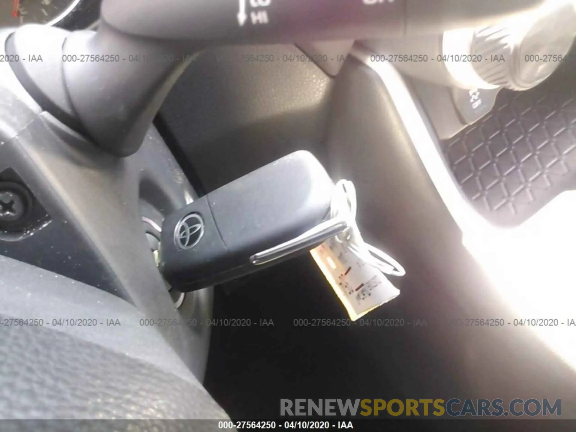 11 fotografías del automóvil dañado 2T3H1RFV1LC047031 TOYOTA RAV4 2020