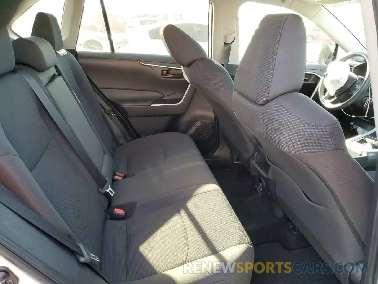 11 fotografías del automóvil dañado 2T3H1RFV2LC065666 TOYOTA RAV4 2020