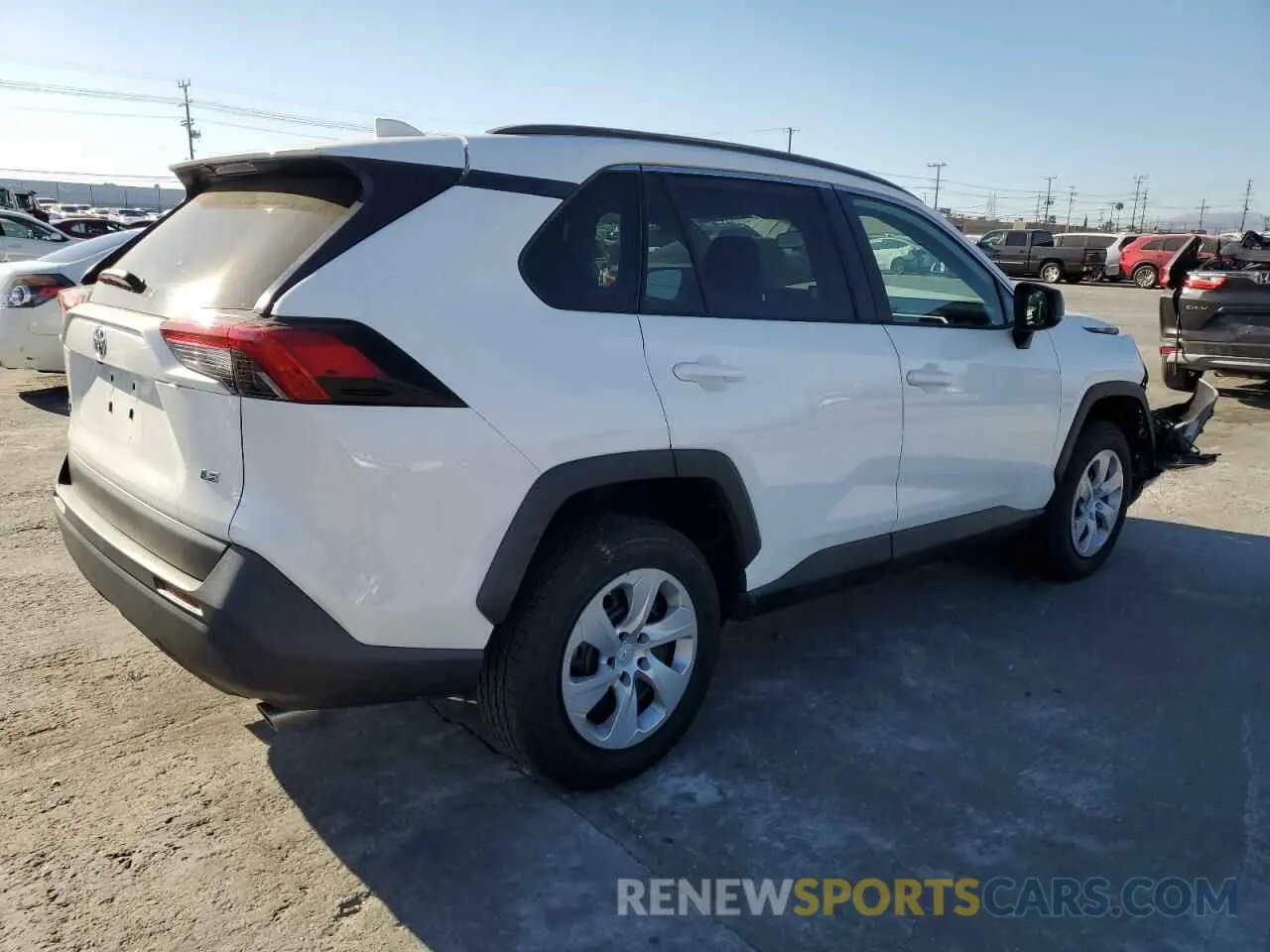 3 fotografías del automóvil dañado 2T3H1RFV2LC065666 TOYOTA RAV4 2020