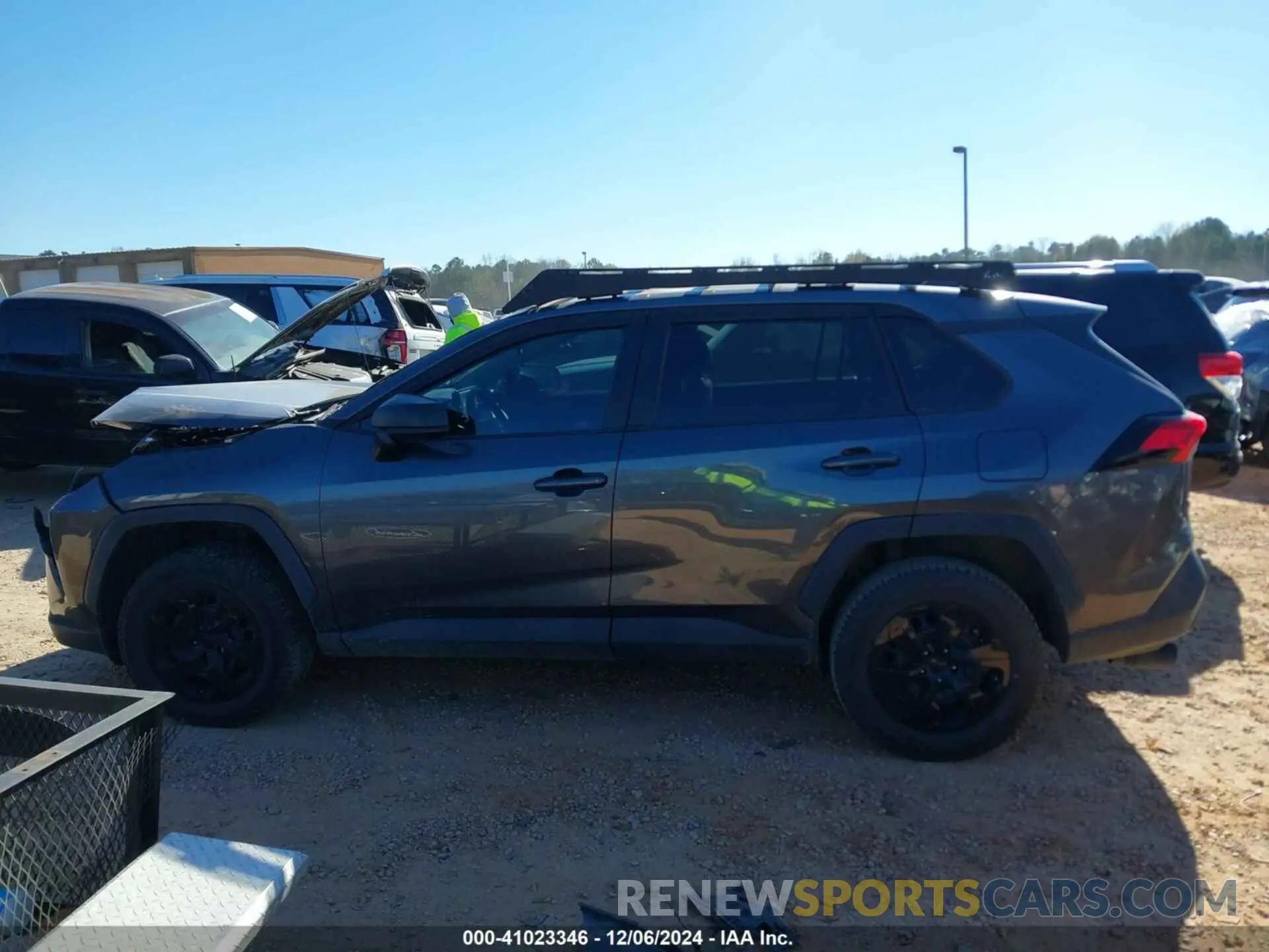 14 fotografías del automóvil dañado 2T3H1RFV2LC072617 TOYOTA RAV4 2020