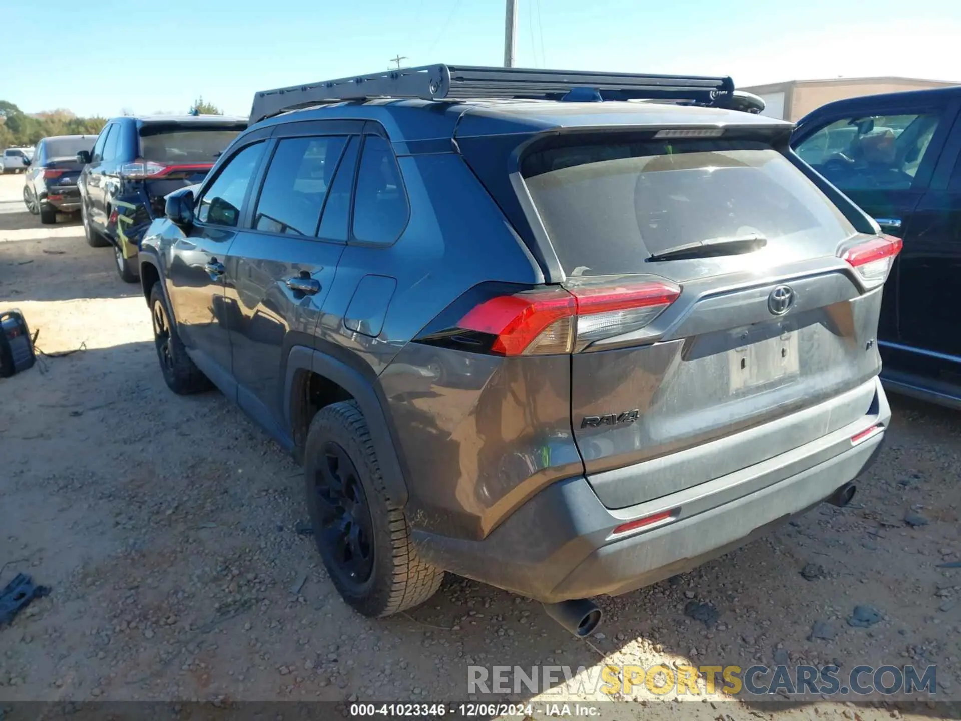 3 fotografías del automóvil dañado 2T3H1RFV2LC072617 TOYOTA RAV4 2020