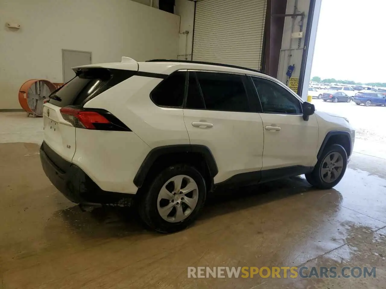 3 fotografías del automóvil dañado 2T3H1RFV3LC035446 TOYOTA RAV4 2020
