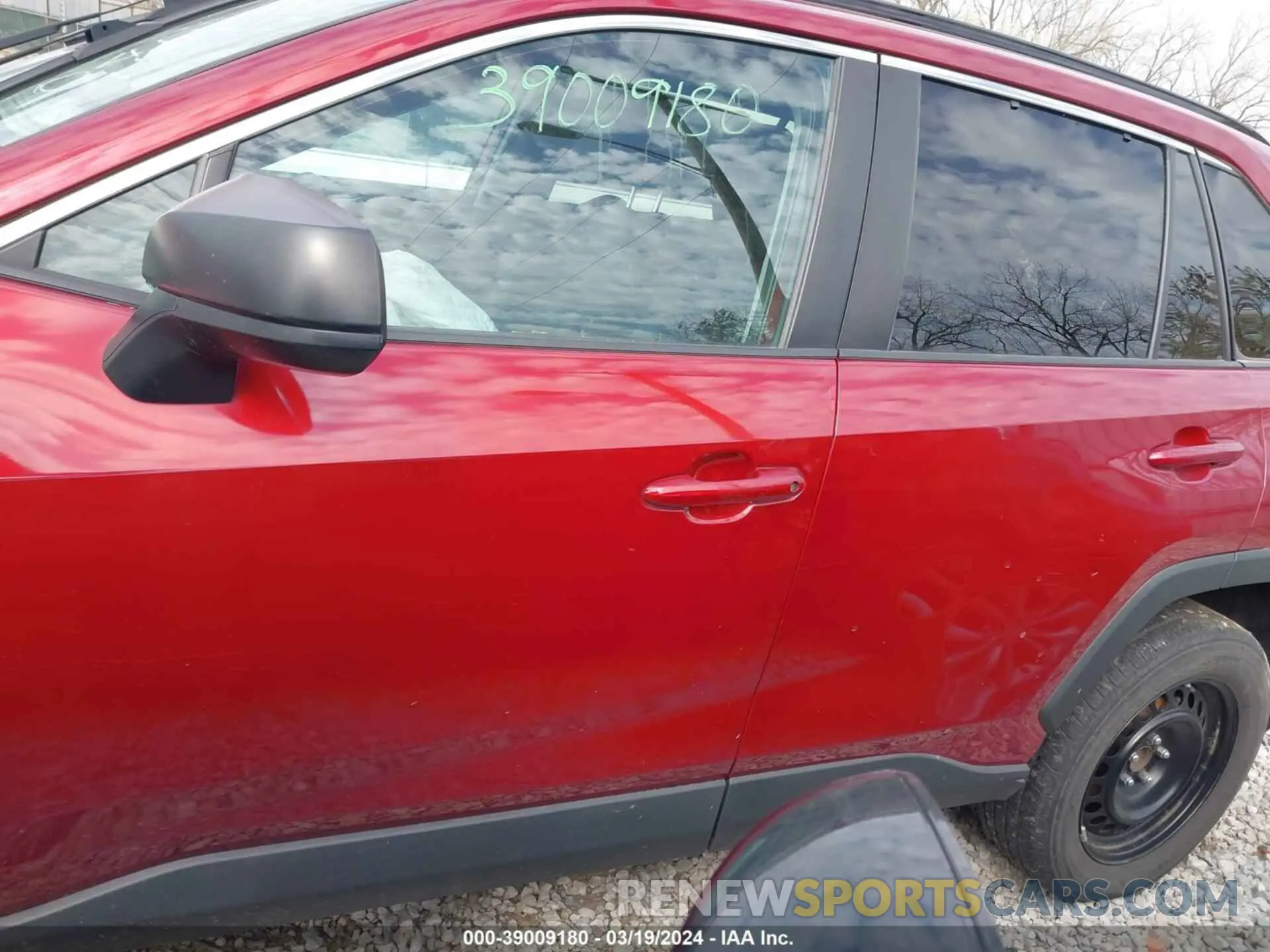 14 fotografías del automóvil dañado 2T3H1RFV3LC045670 TOYOTA RAV4 2020