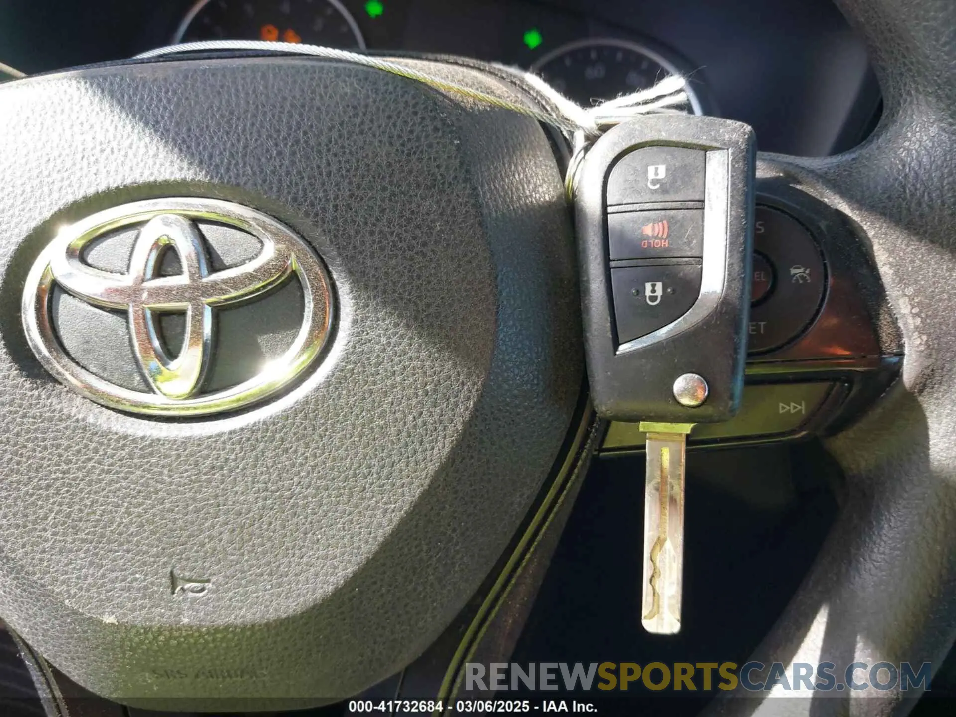 11 fotografías del automóvil dañado 2T3H1RFV3LW088078 TOYOTA RAV4 2020