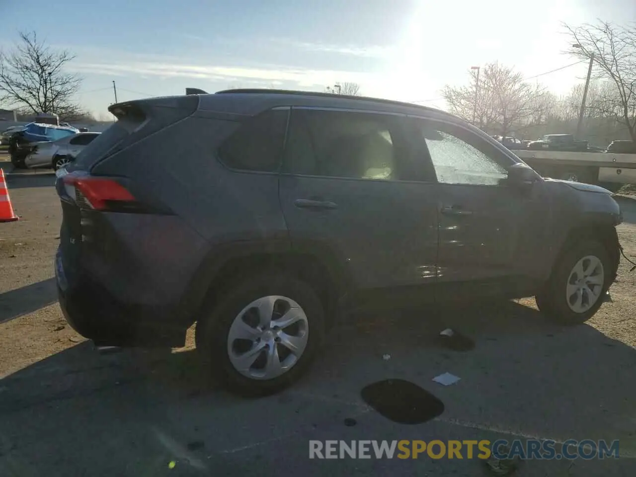 3 fotografías del automóvil dañado 2T3H1RFV4LC038775 TOYOTA RAV4 2020