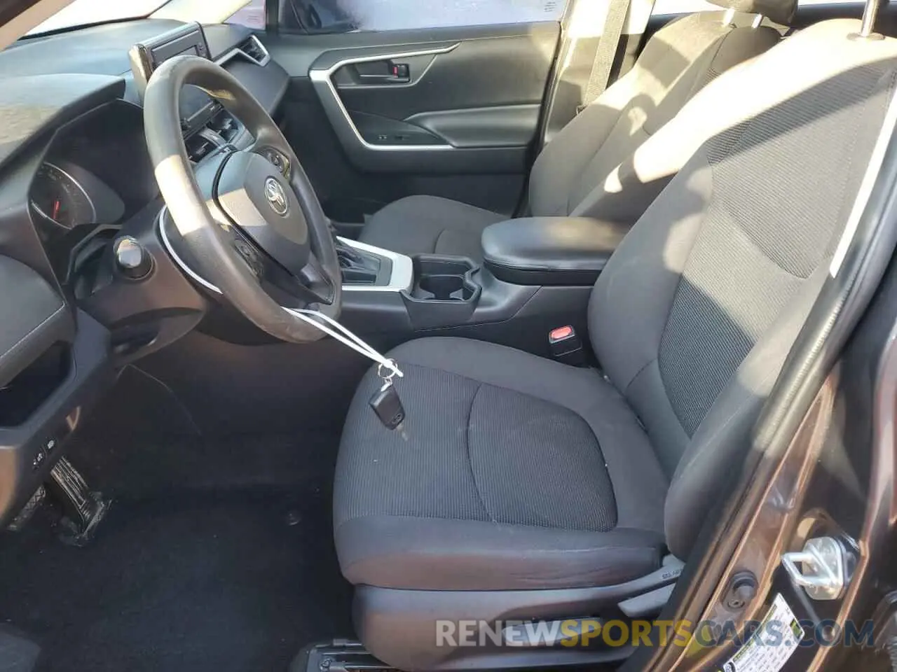 7 fotografías del automóvil dañado 2T3H1RFV4LC038775 TOYOTA RAV4 2020