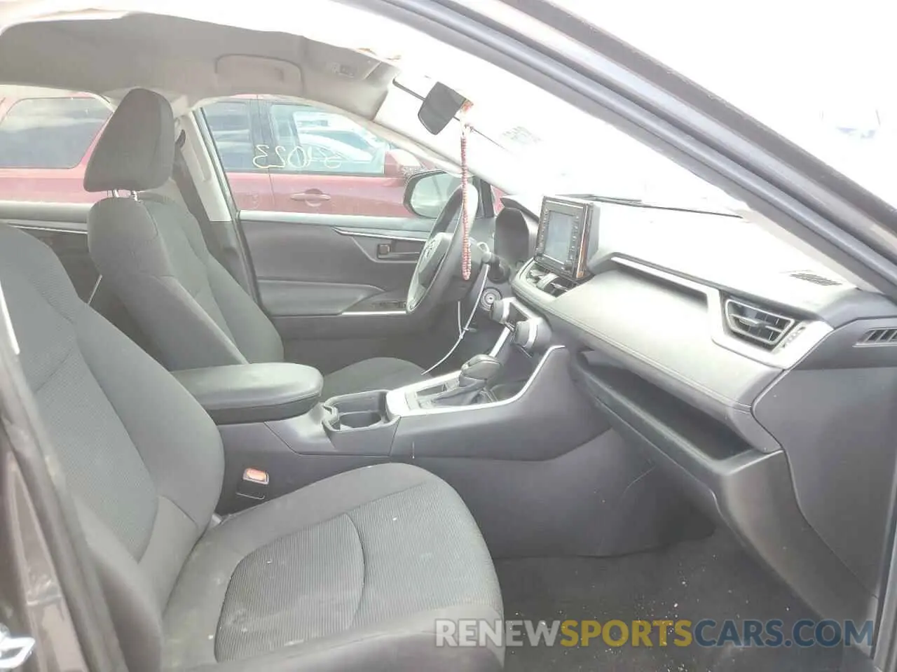 5 fotografías del automóvil dañado 2T3H1RFV4LC084087 TOYOTA RAV4 2020