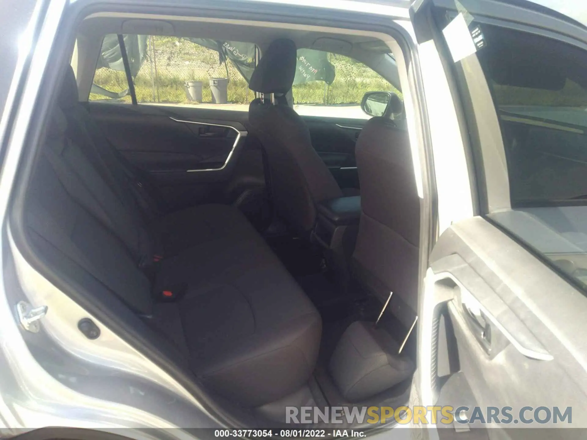 8 fotografías del automóvil dañado 2T3H1RFV4LC084770 TOYOTA RAV4 2020