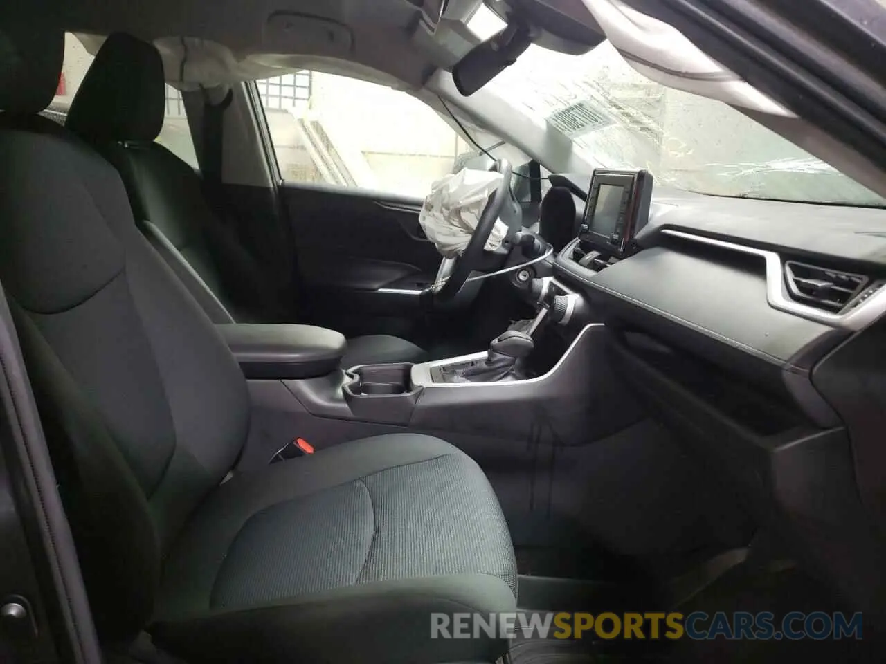 5 fotografías del automóvil dañado 2T3H1RFV5LC068609 TOYOTA RAV4 2020
