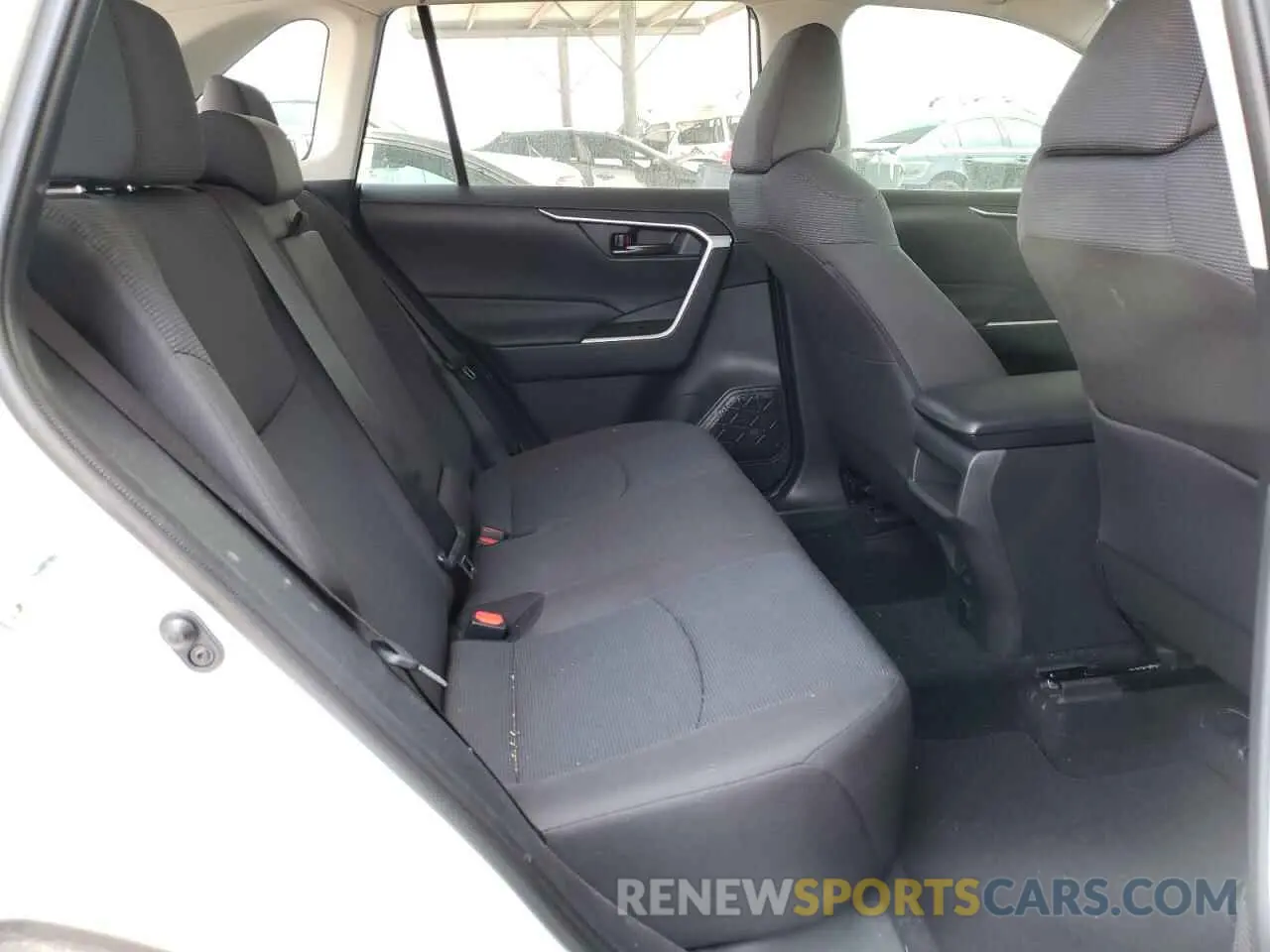 6 fotografías del automóvil dañado 2T3H1RFV5LW085456 TOYOTA RAV4 2020