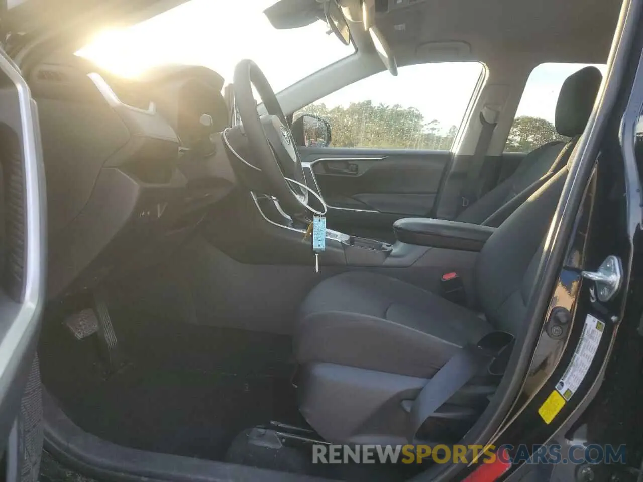 7 fotografías del automóvil dañado 2T3H1RFV6LC042987 TOYOTA RAV4 2020