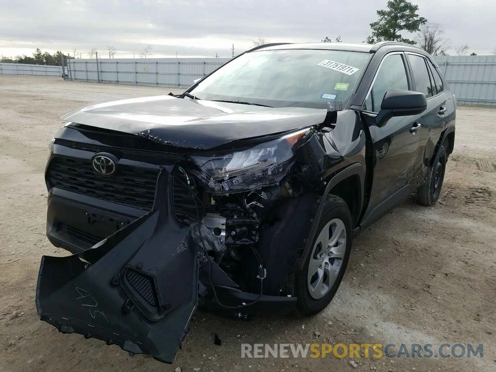 2 fotografías del automóvil dañado 2T3H1RFV6LC043623 TOYOTA RAV4 2020