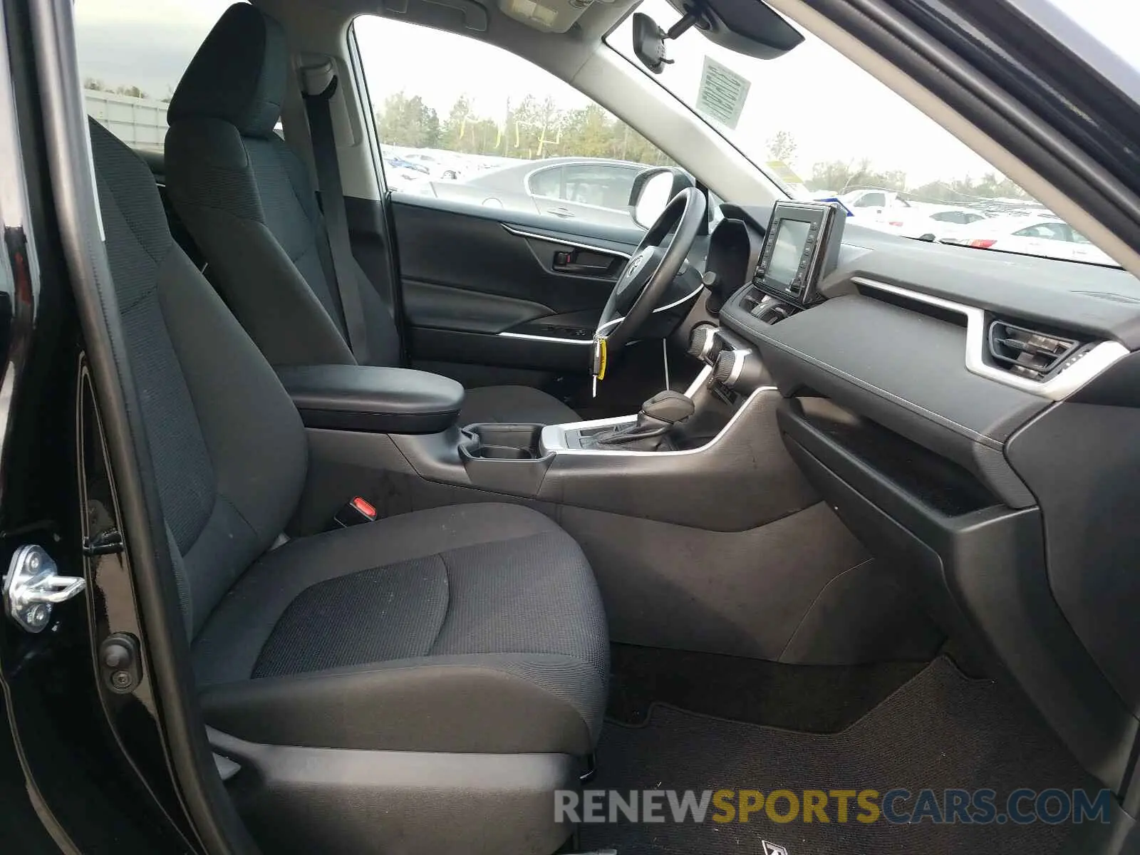 5 fotografías del automóvil dañado 2T3H1RFV6LC043623 TOYOTA RAV4 2020
