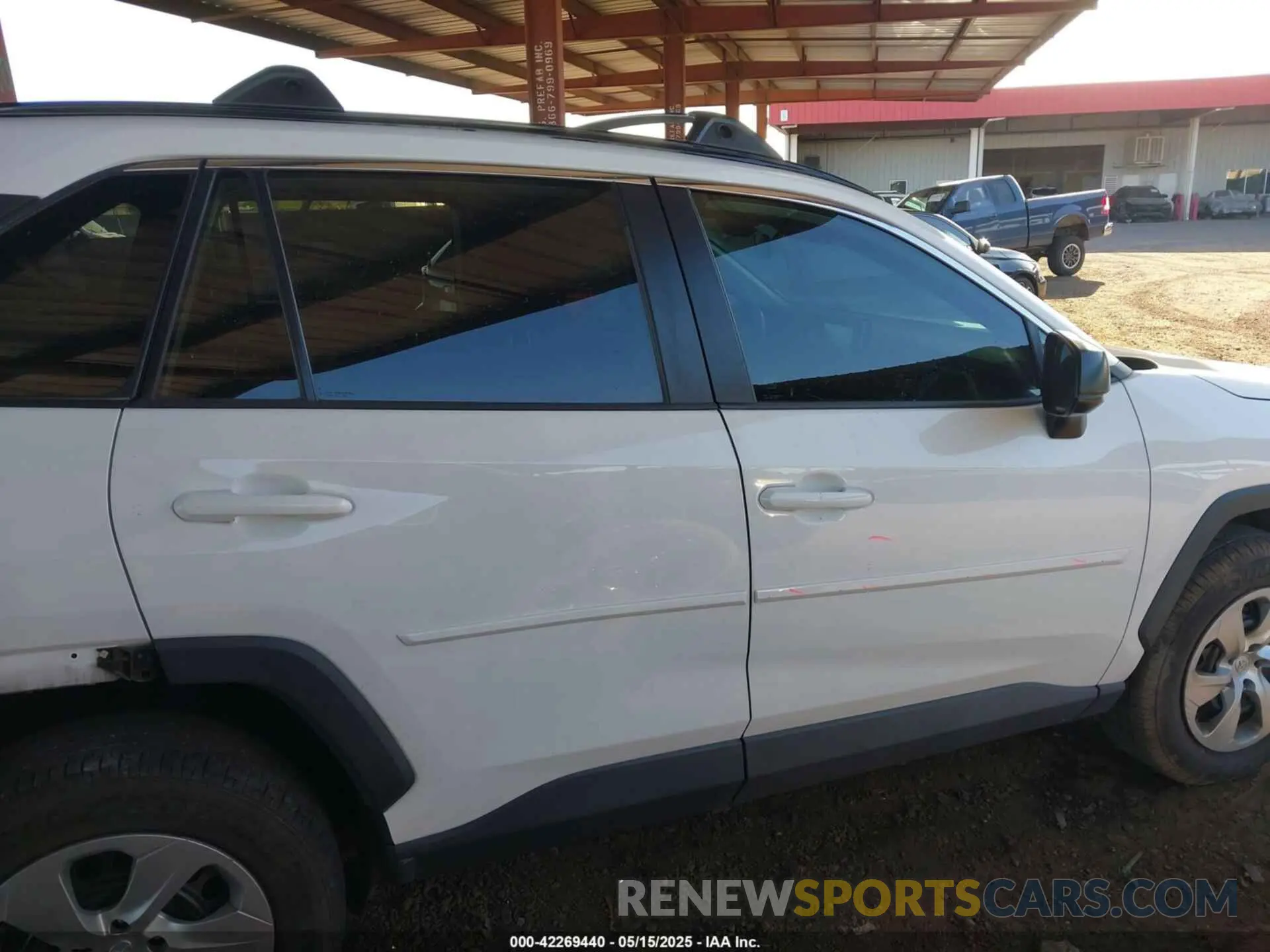 13 fotografías del automóvil dañado 2T3H1RFV6LW067824 TOYOTA RAV4 2020