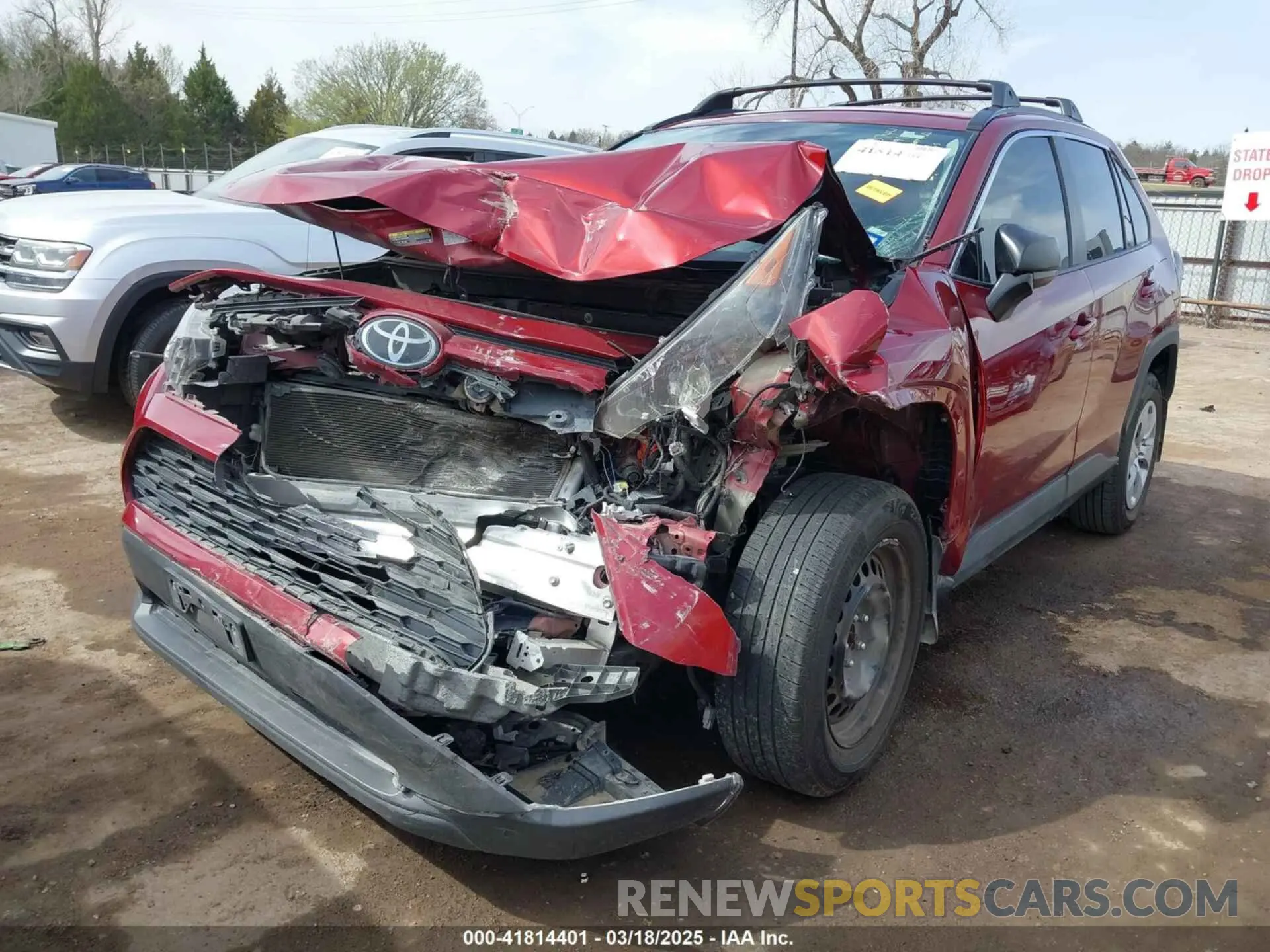 2 fotografías del automóvil dañado 2T3H1RFV6LW075311 TOYOTA RAV4 2020