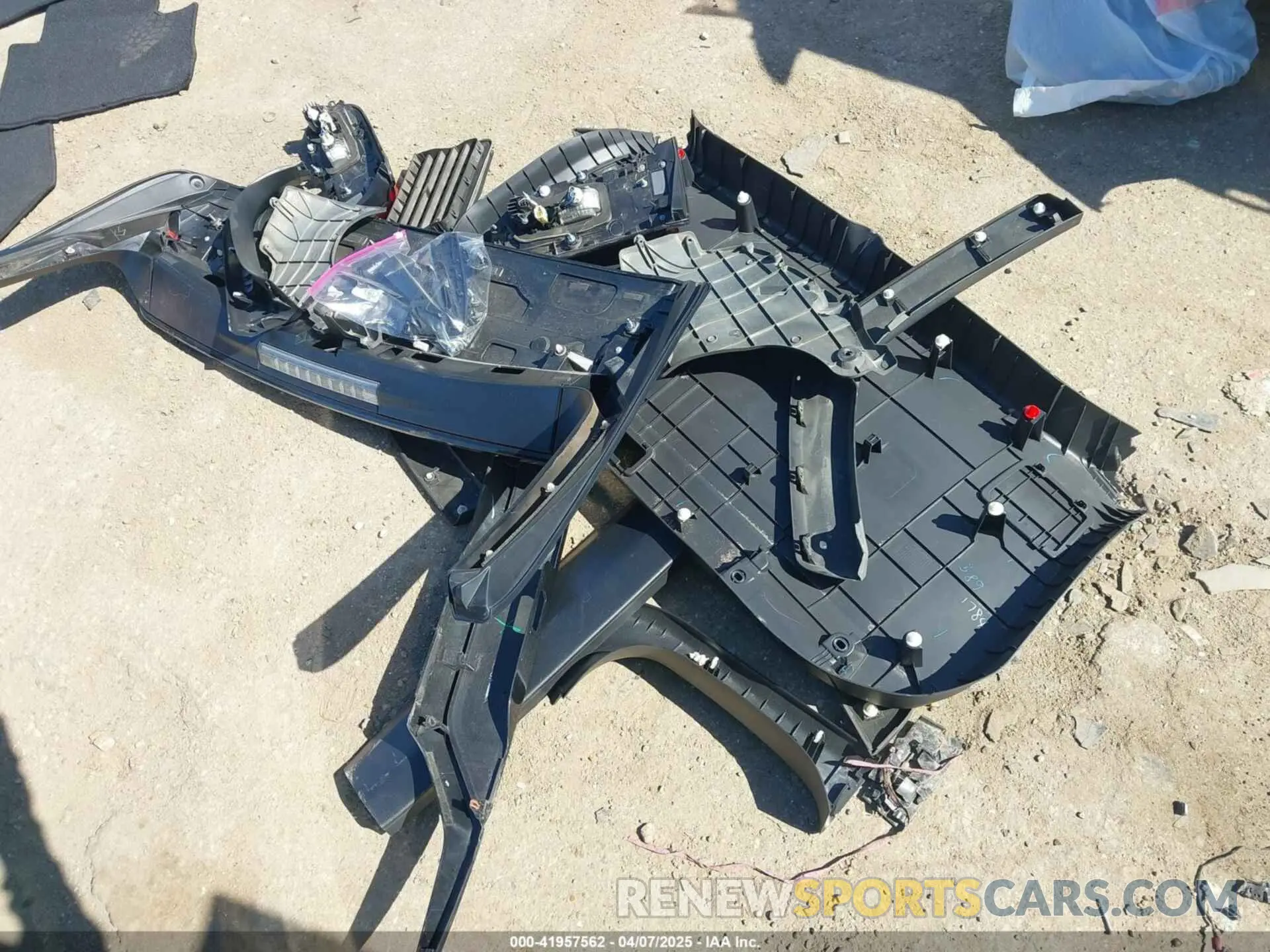 12 fotografías del automóvil dañado 2T3H1RFV6LW087846 TOYOTA RAV4 2020