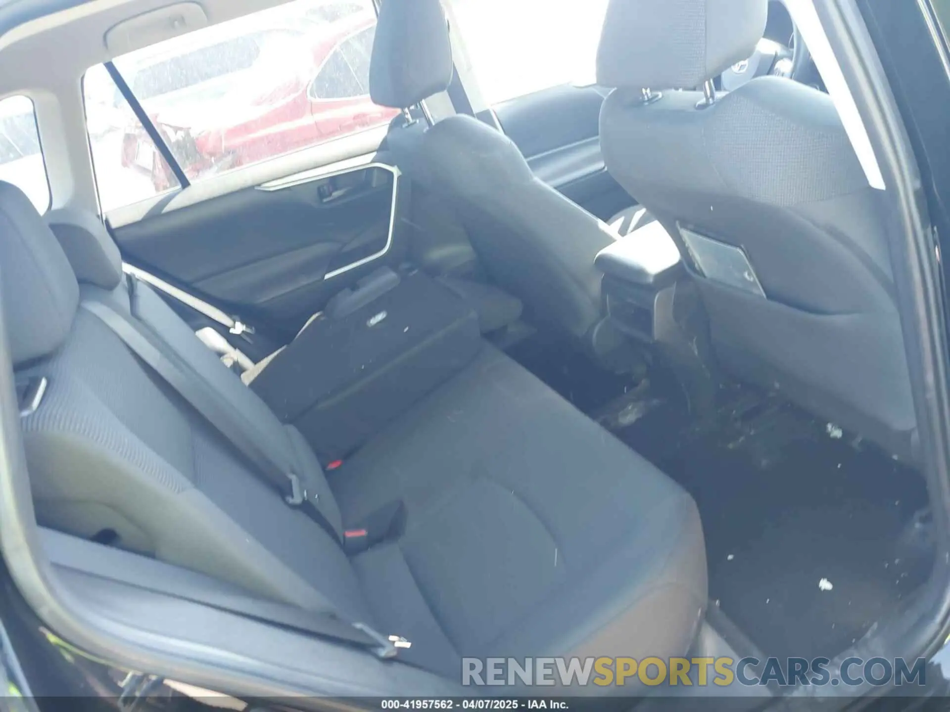 8 fotografías del automóvil dañado 2T3H1RFV6LW087846 TOYOTA RAV4 2020