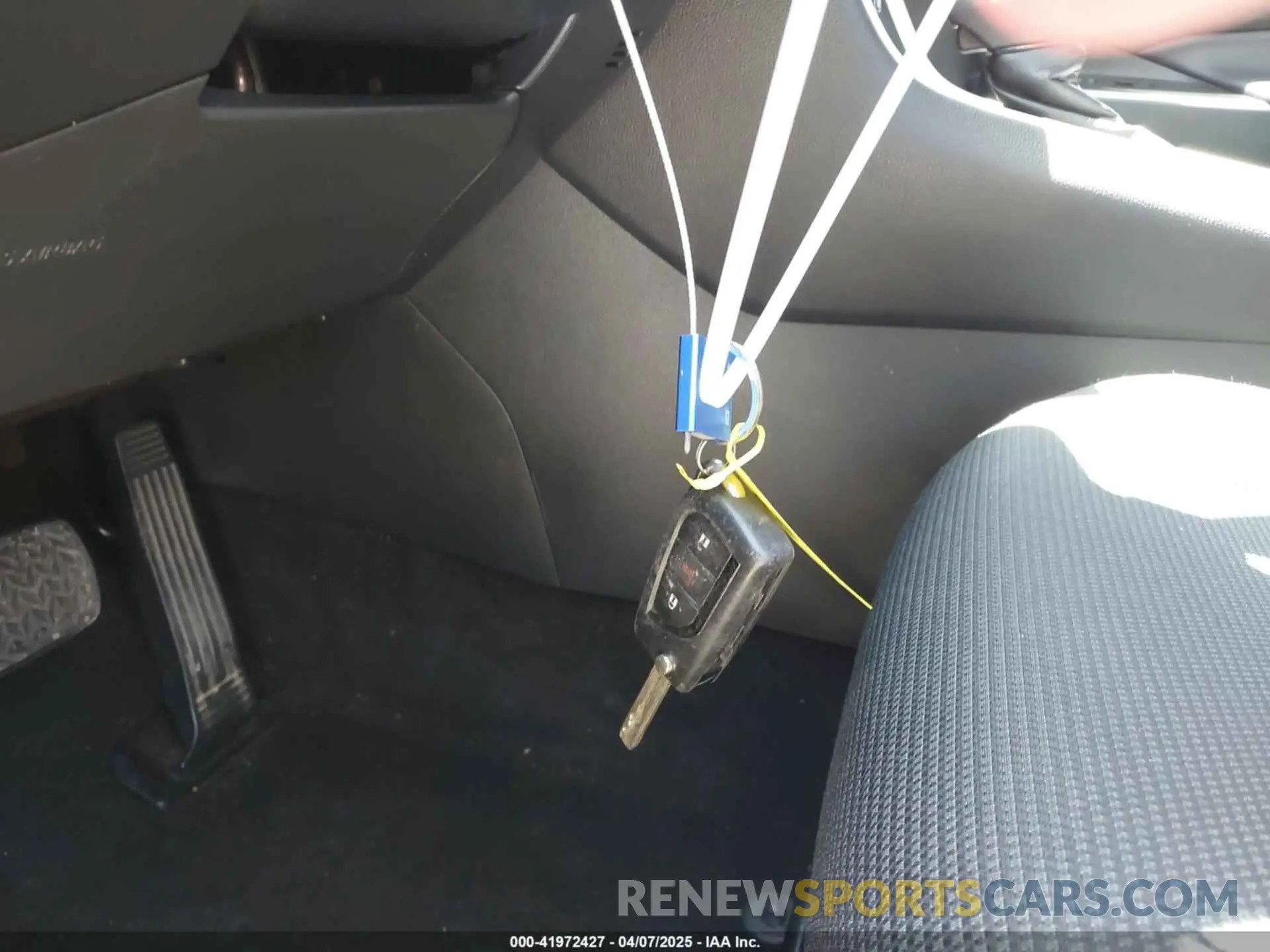 11 fotografías del automóvil dañado 2T3H1RFV6LW088365 TOYOTA RAV4 2020