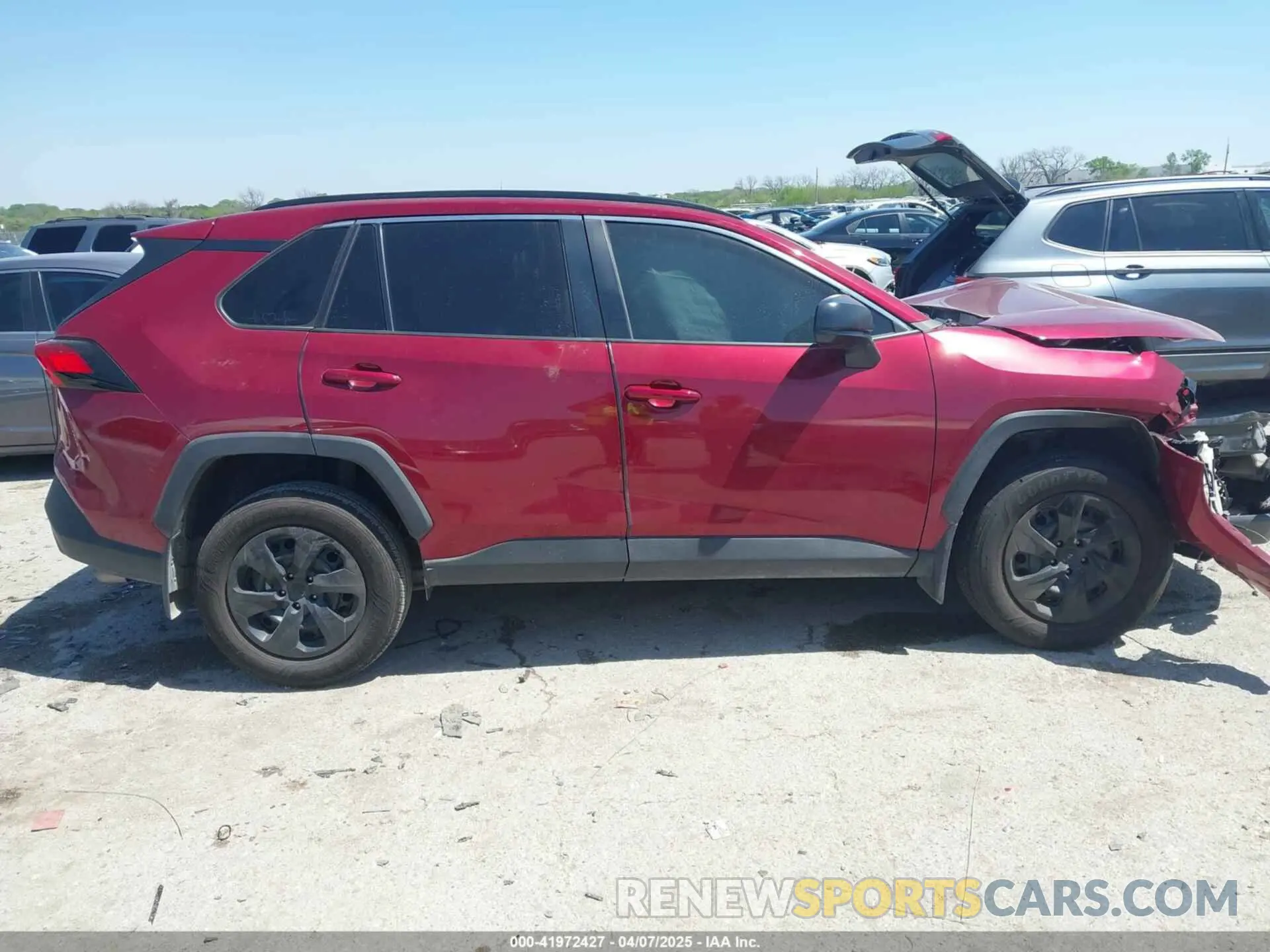 14 fotografías del automóvil dañado 2T3H1RFV6LW088365 TOYOTA RAV4 2020