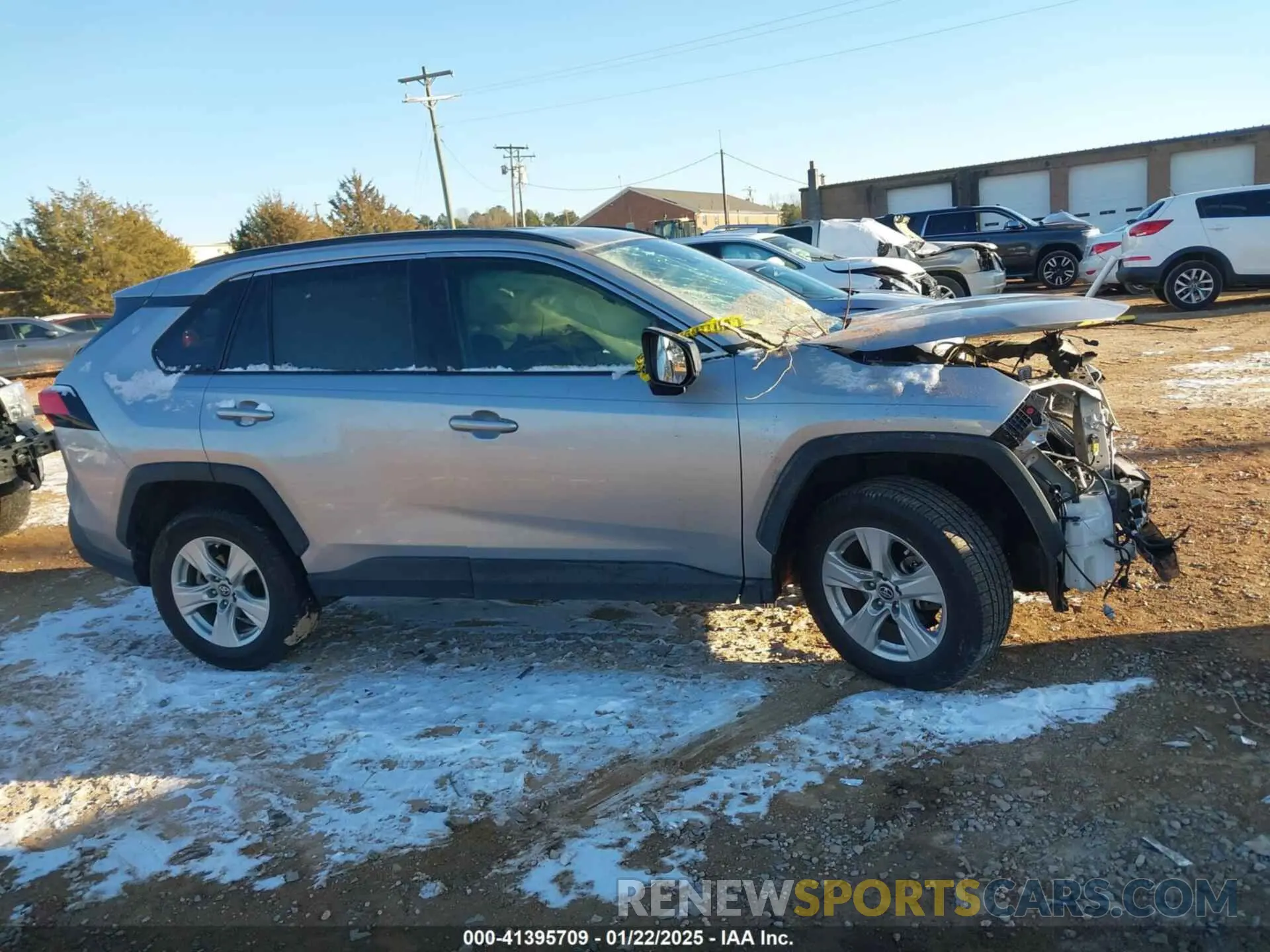 14 fotografías del automóvil dañado 2T3H1RFV7LC057384 TOYOTA RAV4 2020