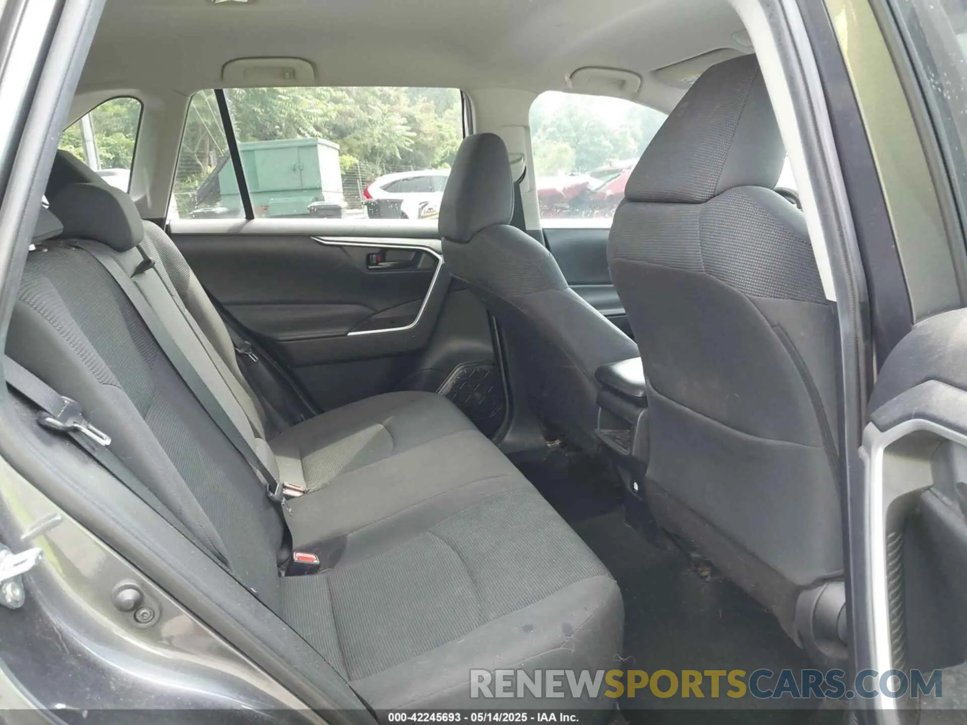 8 fotografías del automóvil dañado 2T3H1RFV8LC055627 TOYOTA RAV4 2020