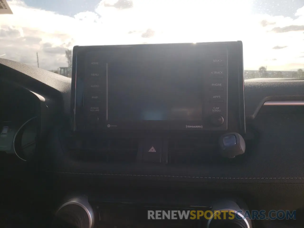 9 fotografías del automóvil dañado 2T3H1RFV8LC072413 TOYOTA RAV4 2020