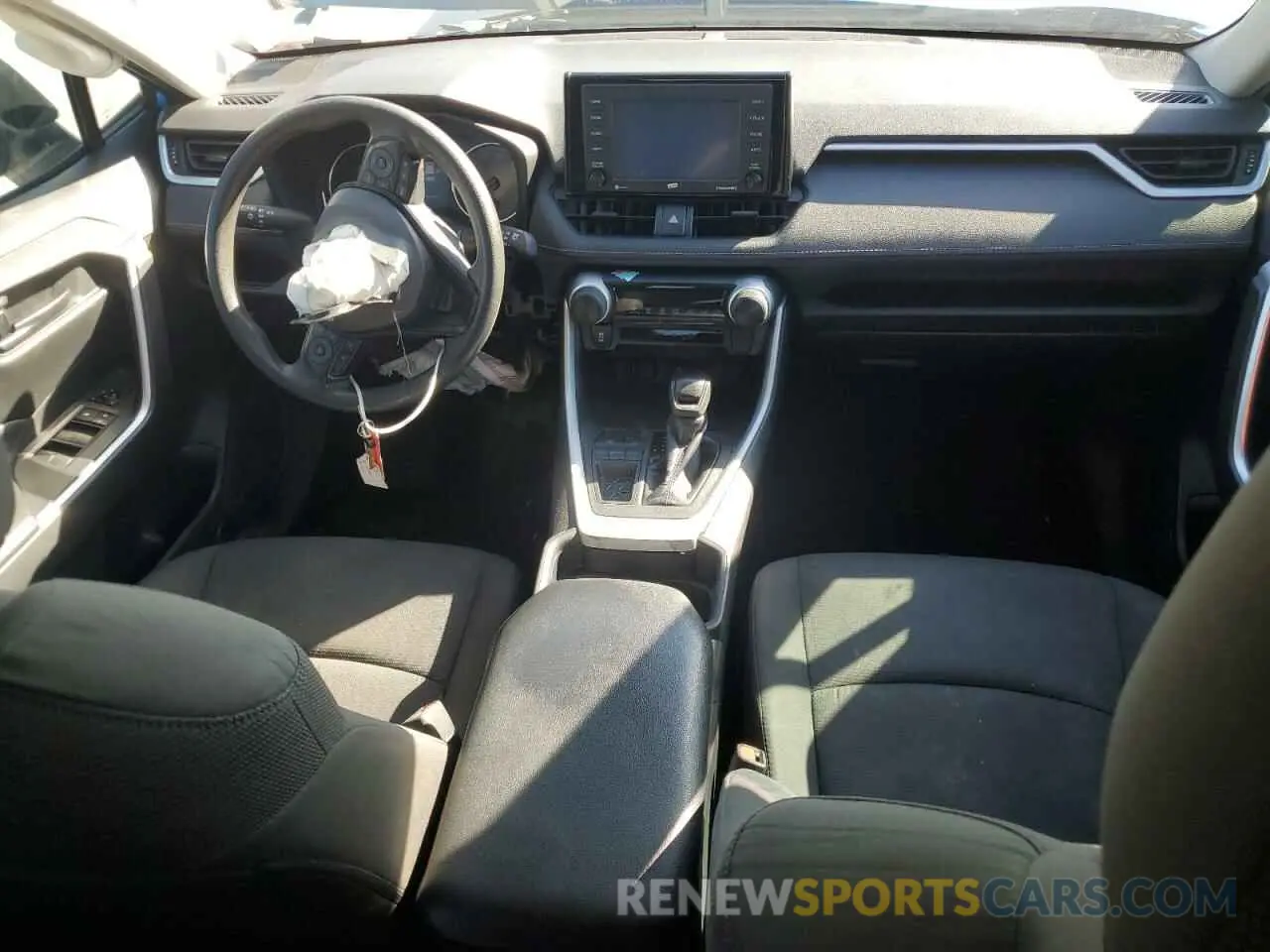 8 fotografías del automóvil dañado 2T3H1RFV8LW060907 TOYOTA RAV4 2020