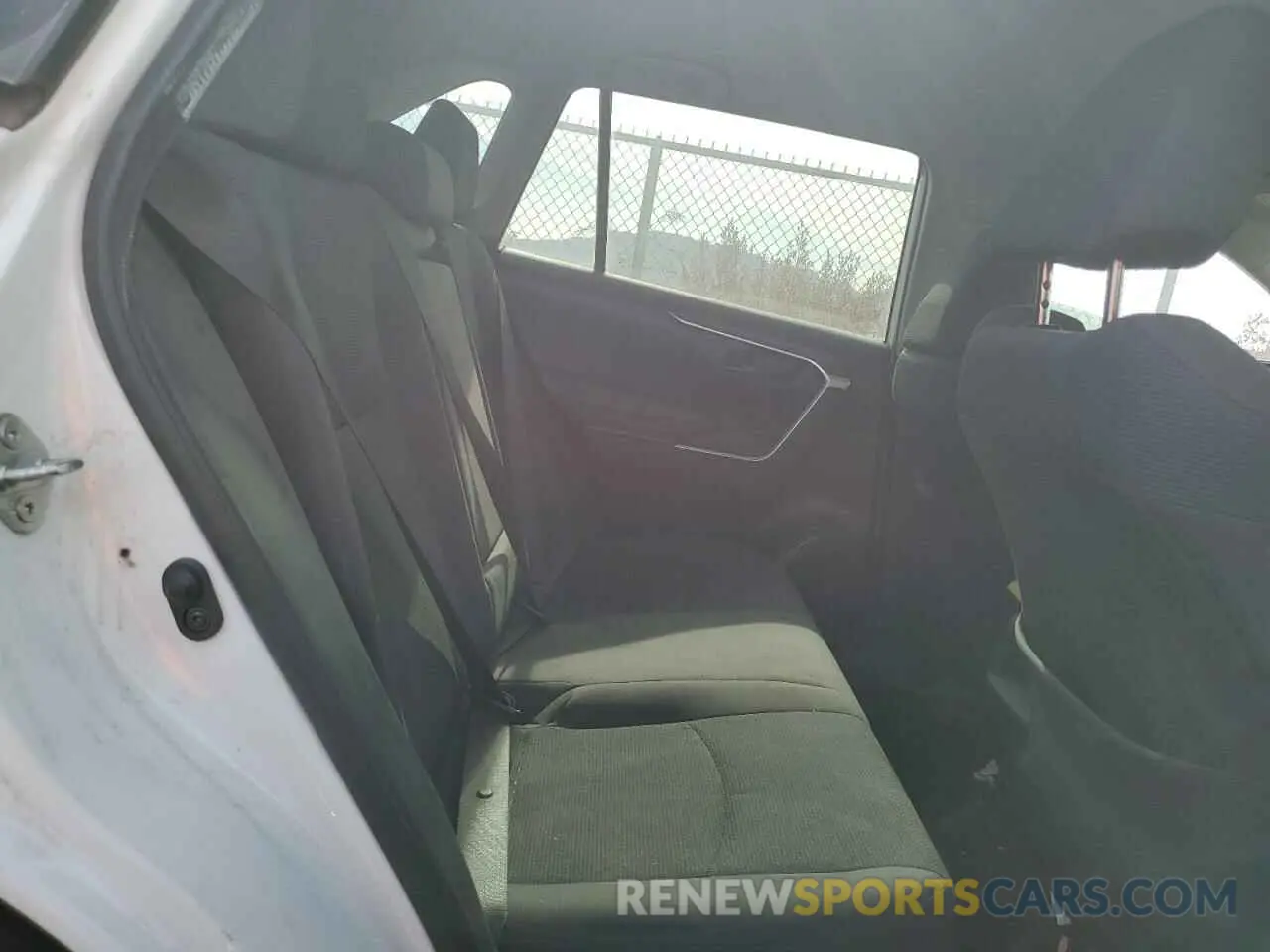 11 fotografías del automóvil dañado 2T3H1RFV8LW064827 TOYOTA RAV4 2020