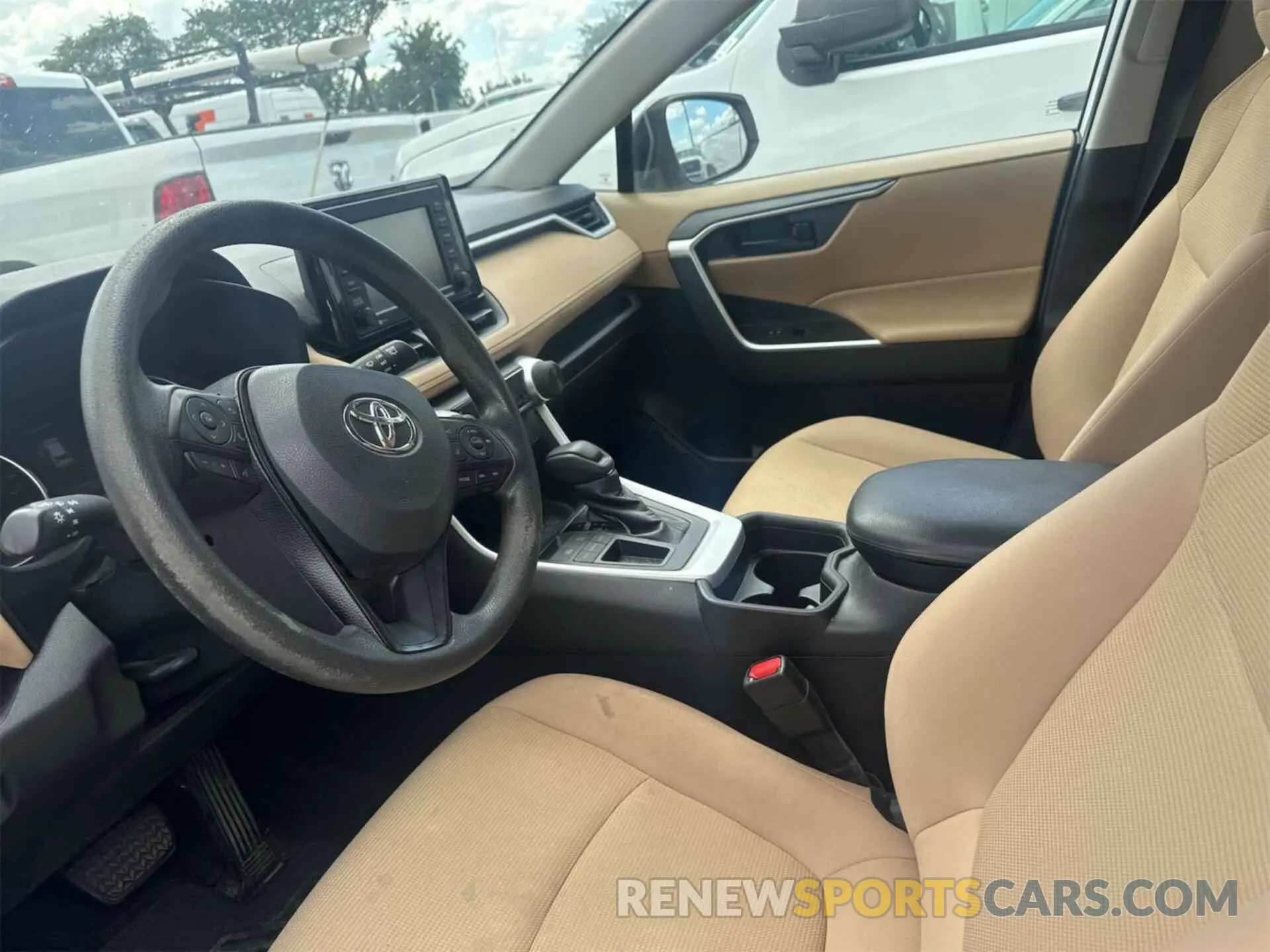 10 fotografías del automóvil dañado 2T3H1RFV9LW096914 TOYOTA RAV4 2020