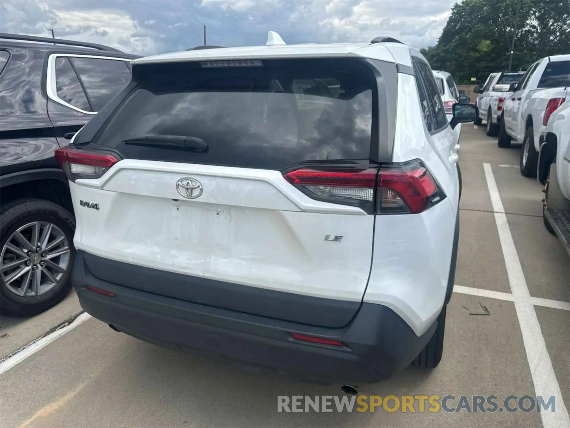 9 fotografías del automóvil dañado 2T3H1RFV9LW096914 TOYOTA RAV4 2020