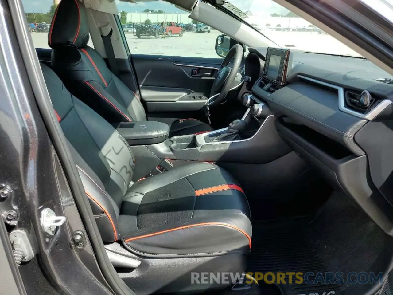 5 fotografías del automóvil dañado 2T3H1RFVXLC067696 TOYOTA RAV4 2020