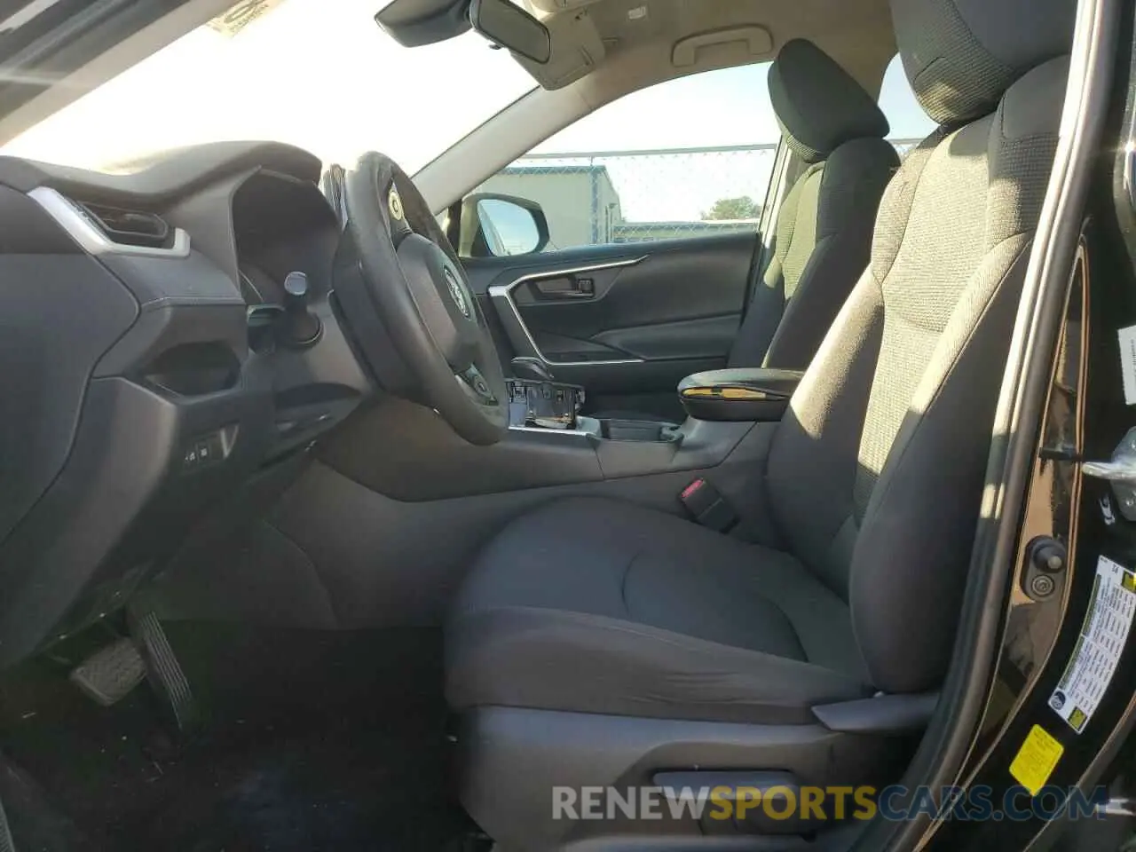 7 fotografías del automóvil dañado 2T3H1RFVXLW069298 TOYOTA RAV4 2020