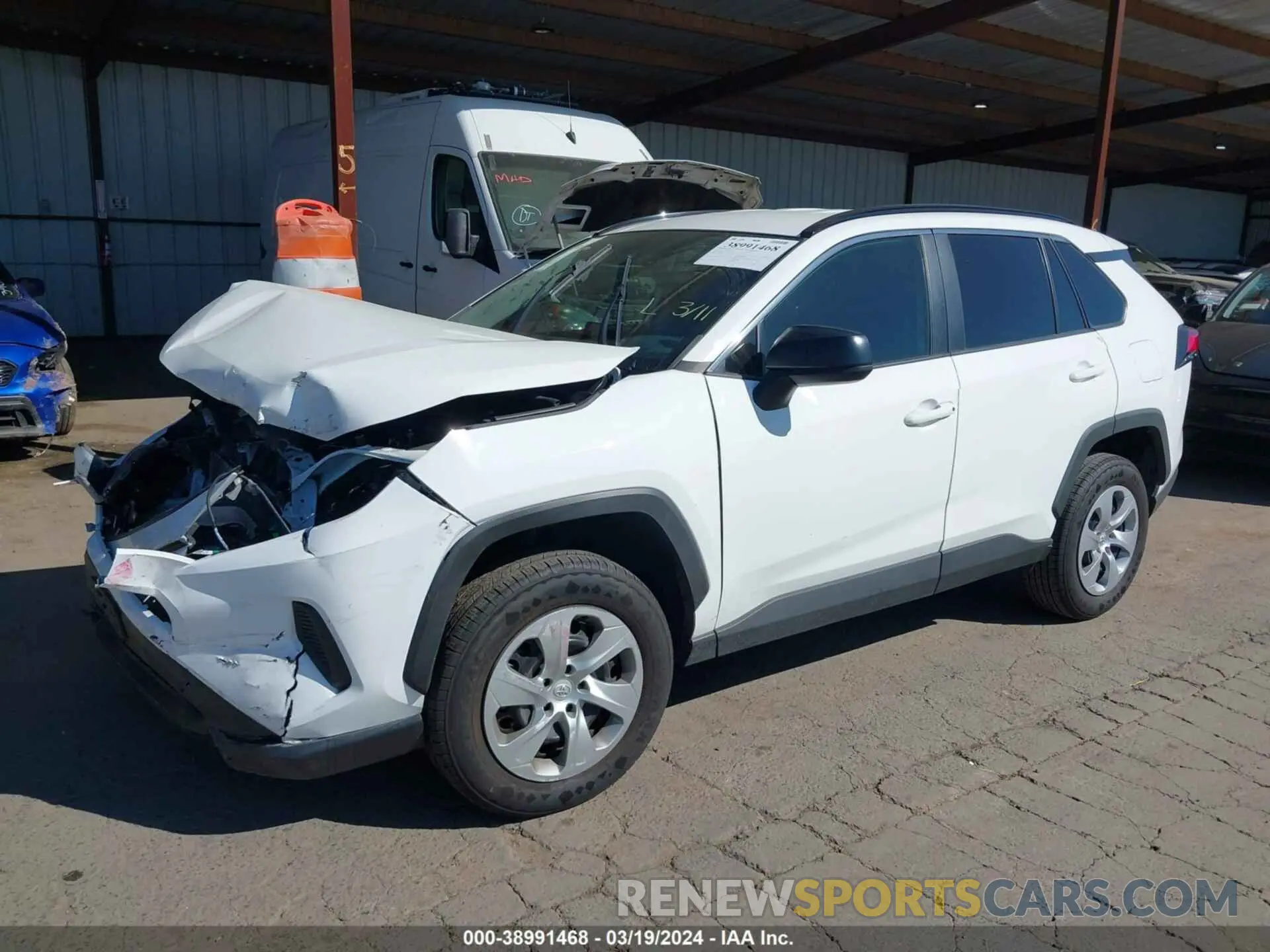 2 fotografías del automóvil dañado 2T3H1RFVXLW079653 TOYOTA RAV4 2020