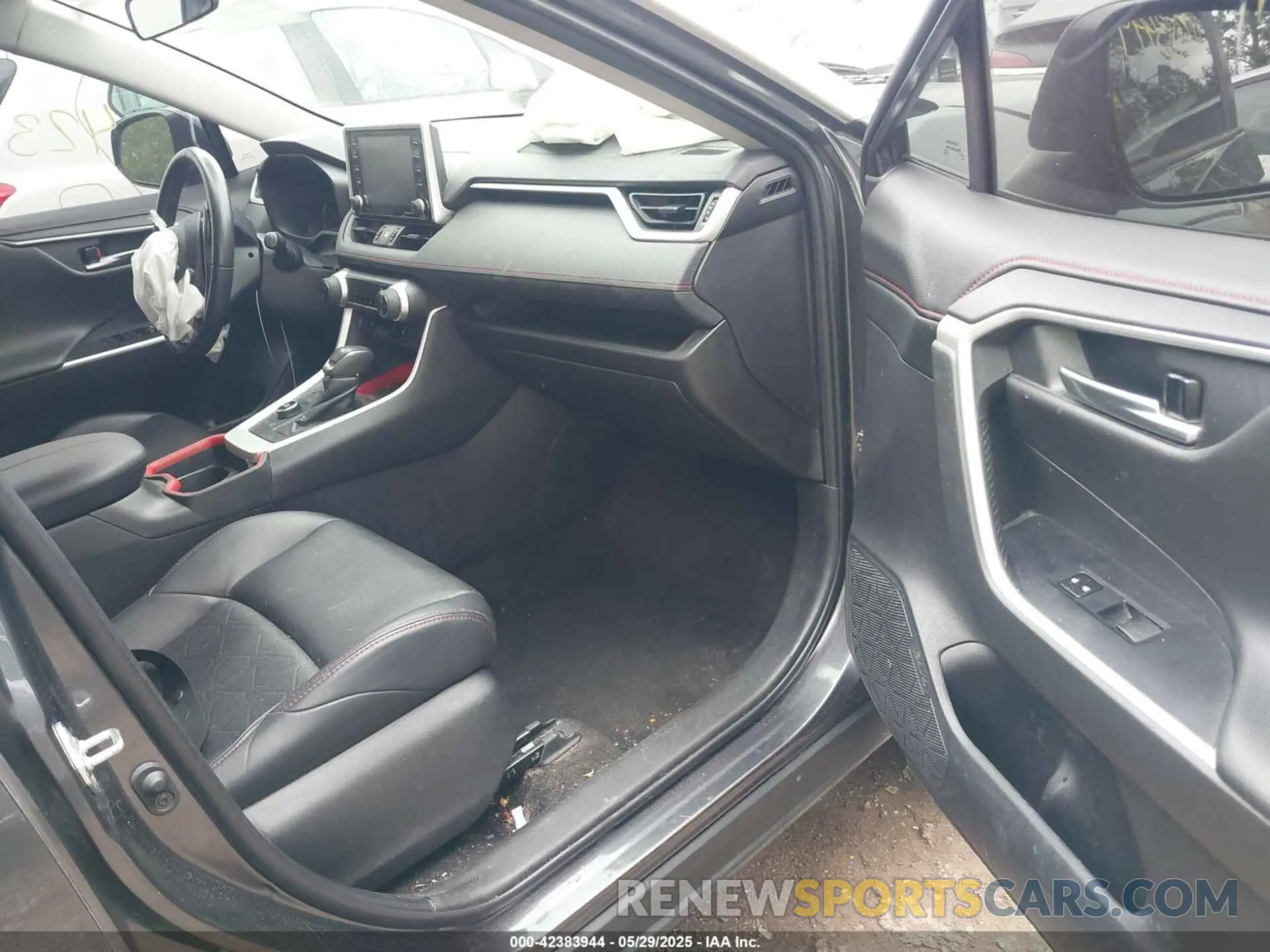 5 fotografías del automóvil dañado 2T3J1RFV4LC087234 TOYOTA RAV4 2020
