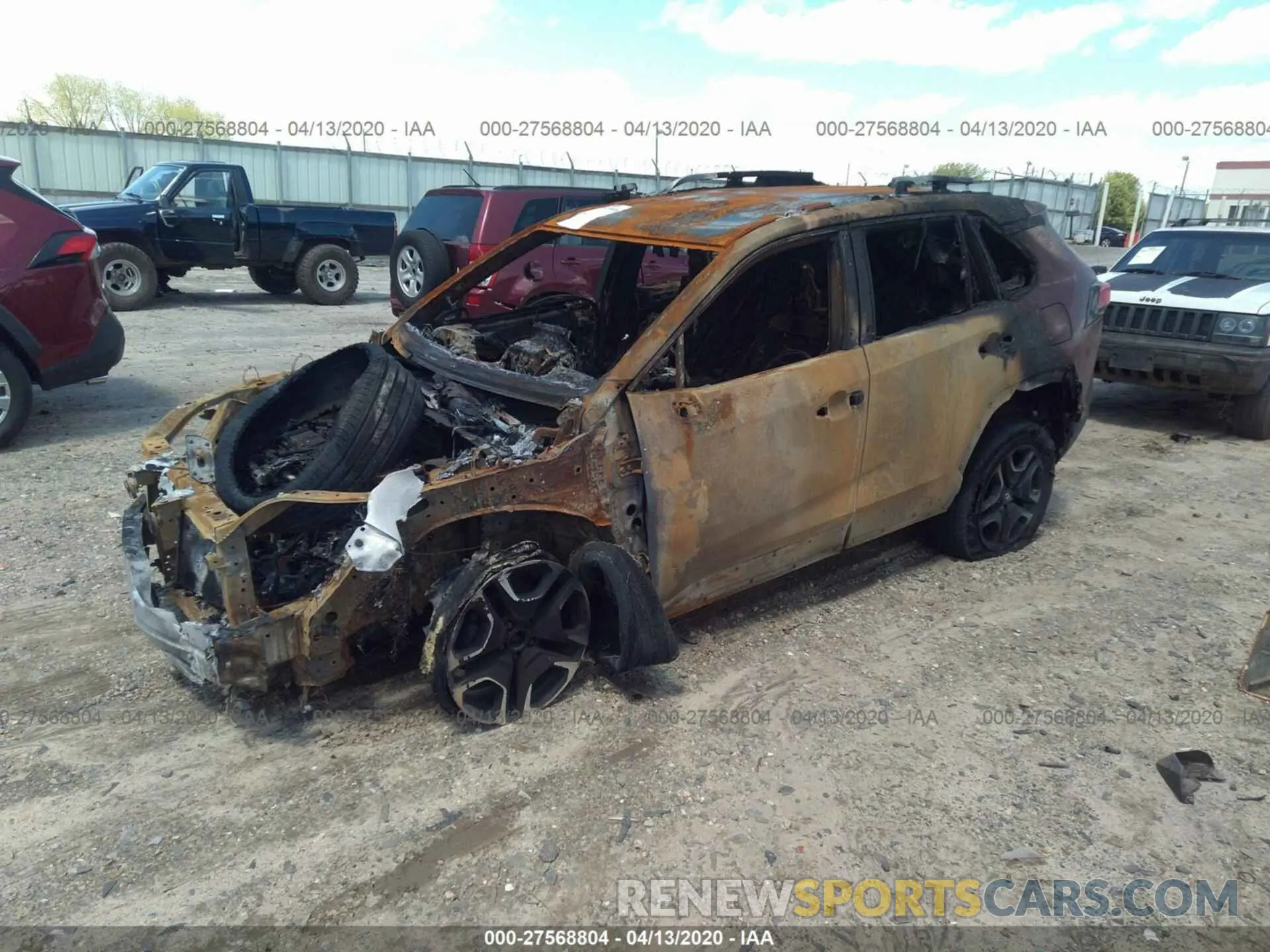 2 fotografías del automóvil dañado 2T3J1RFV5LC074086 TOYOTA RAV4 2020