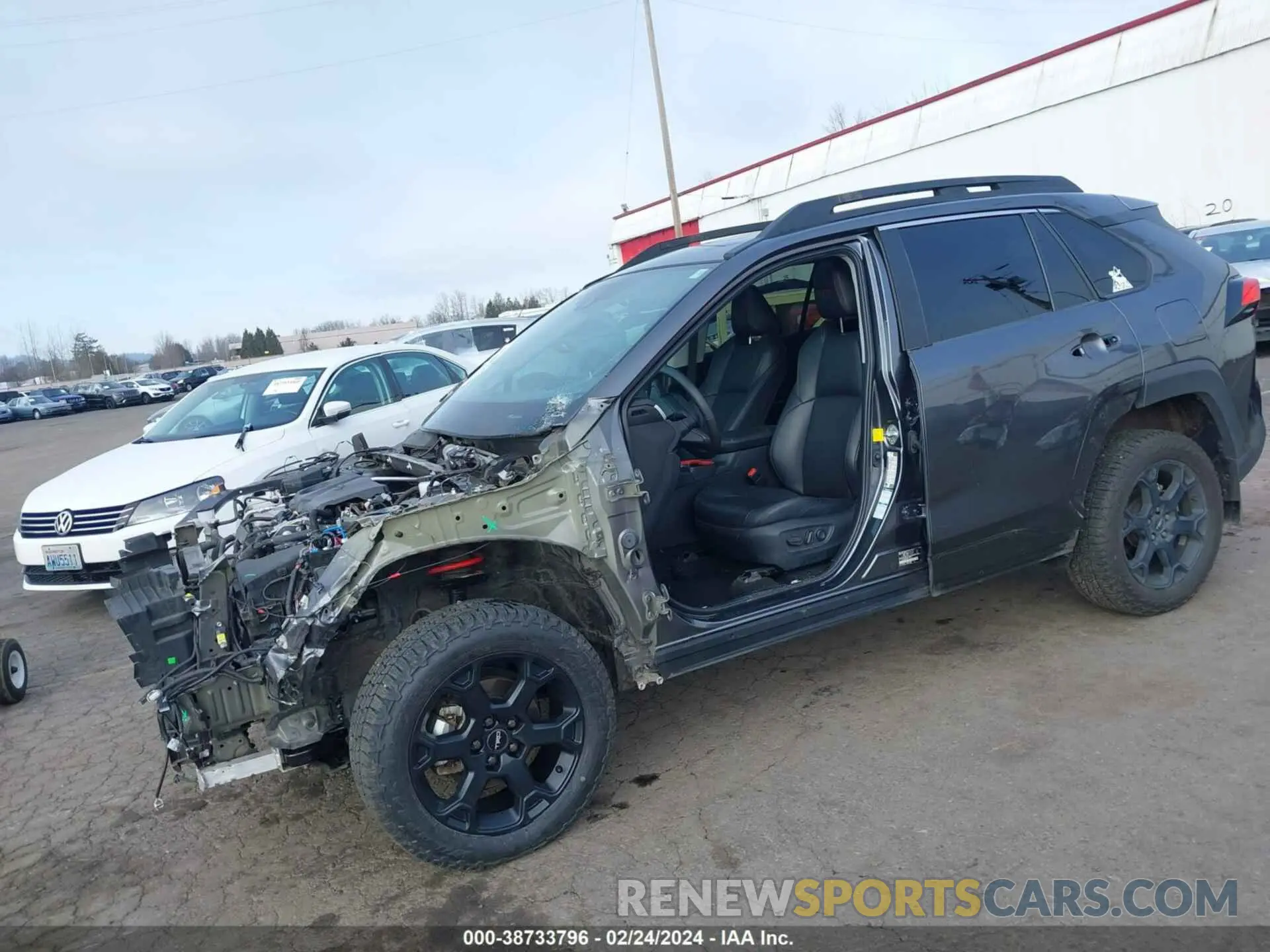 2 fotografías del automóvil dañado 2T3J1RFV8LC076320 TOYOTA RAV4 2020