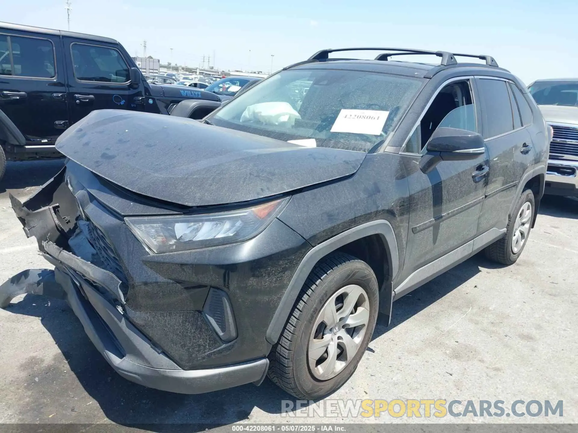 2 fotografías del automóvil dañado 2T3K1RFV0LW064469 TOYOTA RAV4 2020