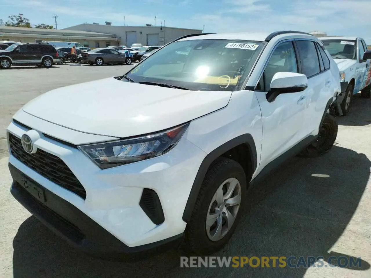 2 fotografías del automóvil dañado 2T3K1RFV2LW086067 TOYOTA RAV4 2020