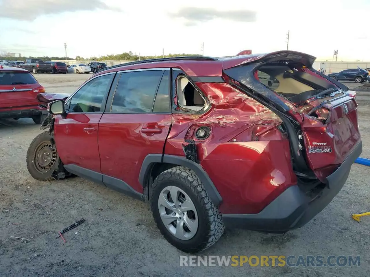 2 fotografías del automóvil dañado 2T3K1RFV3LC078917 TOYOTA RAV4 2020